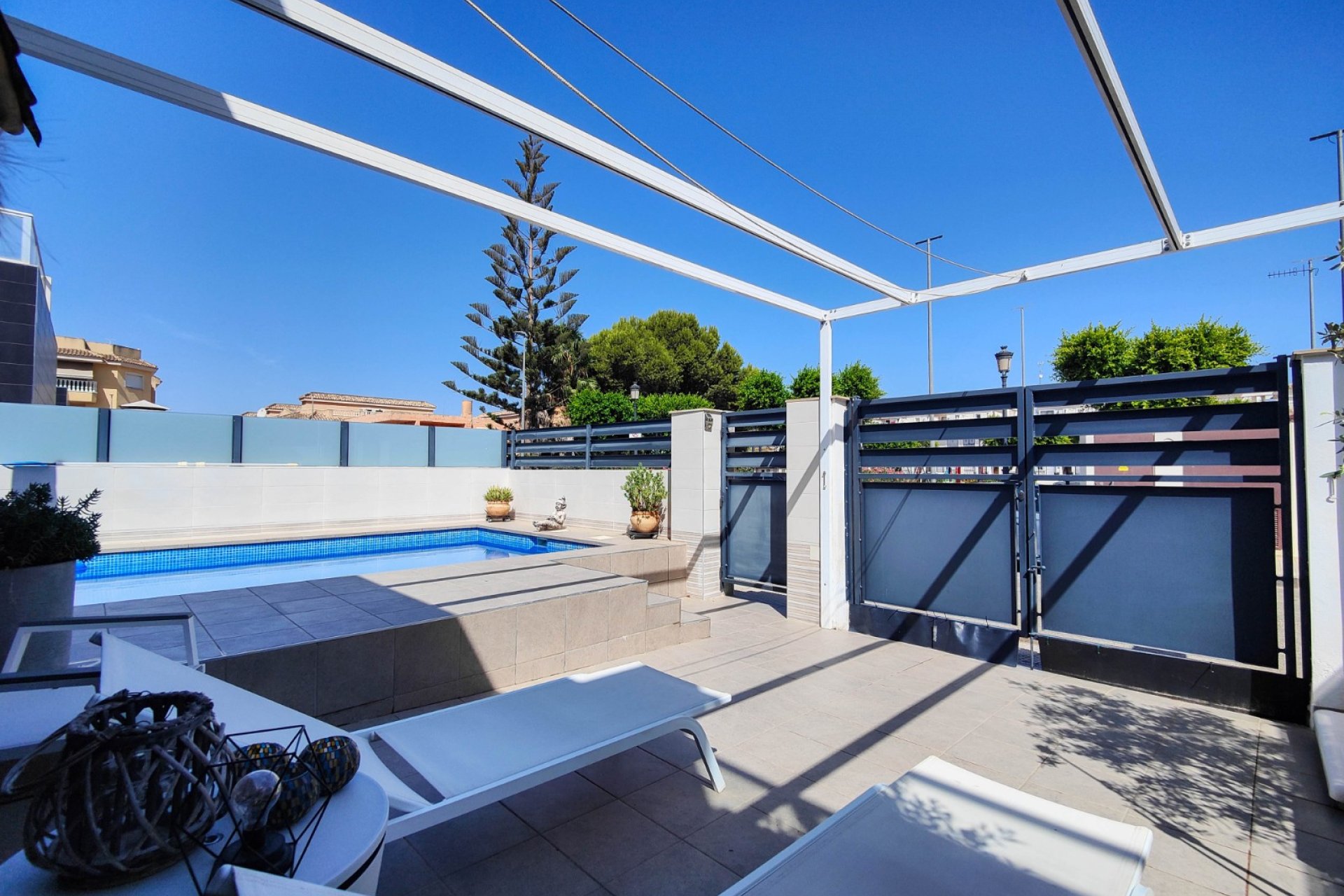 Resale - Bungalow -
Formentera del Segura - Formentera - Village