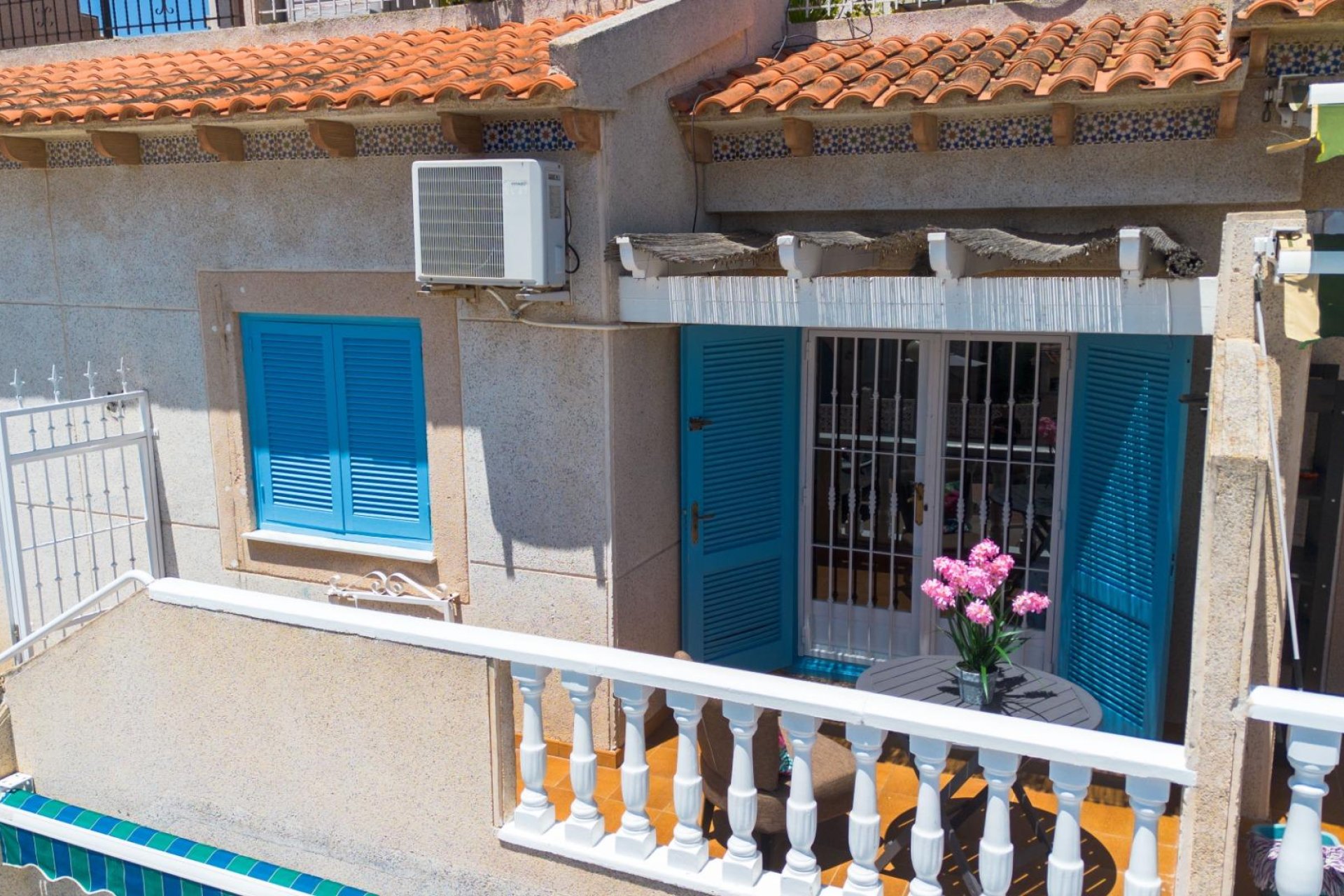 Resale - Bungalow -
Guardamar del Segura - El moncayo