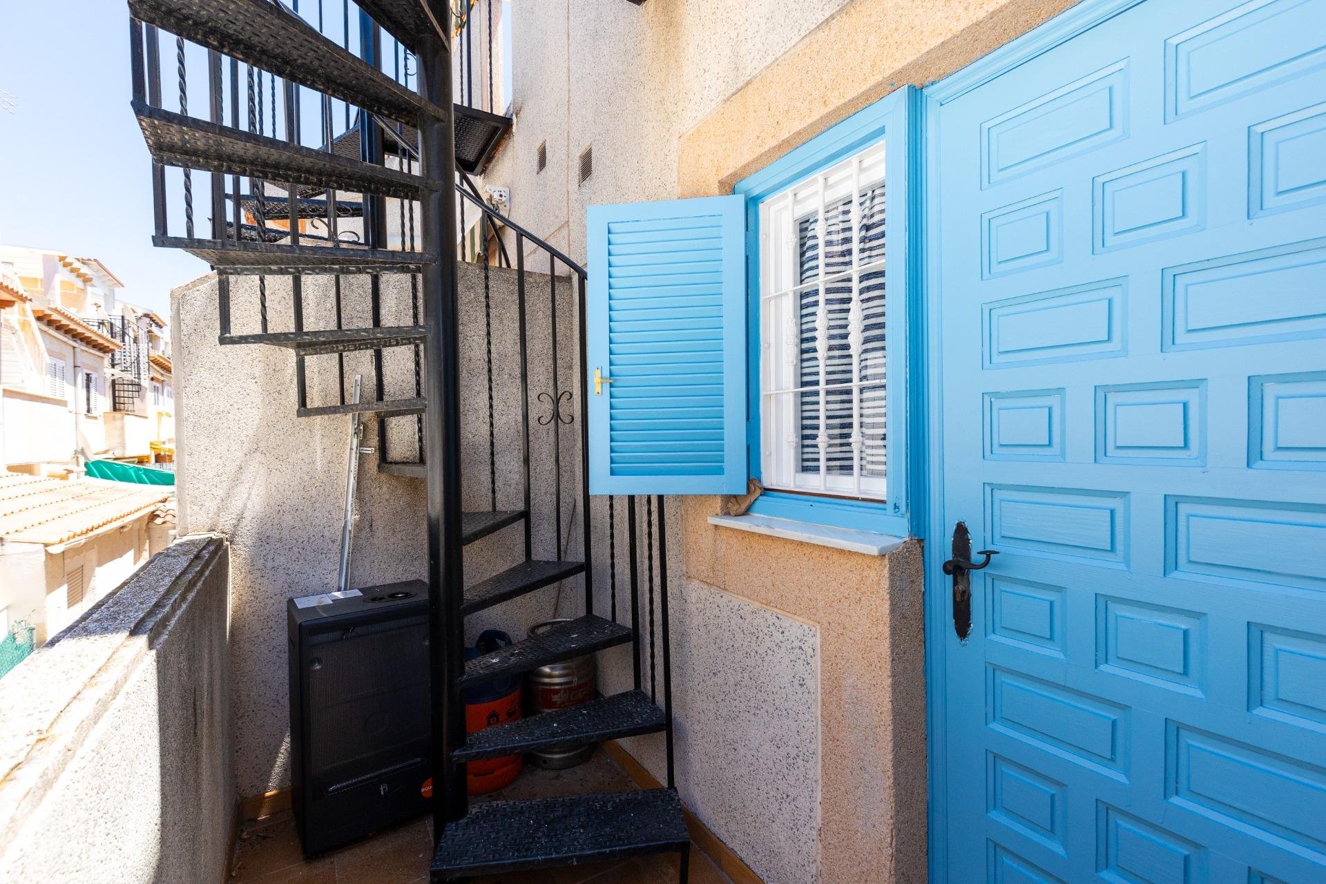 Resale - Bungalow -
Guardamar del Segura - El moncayo