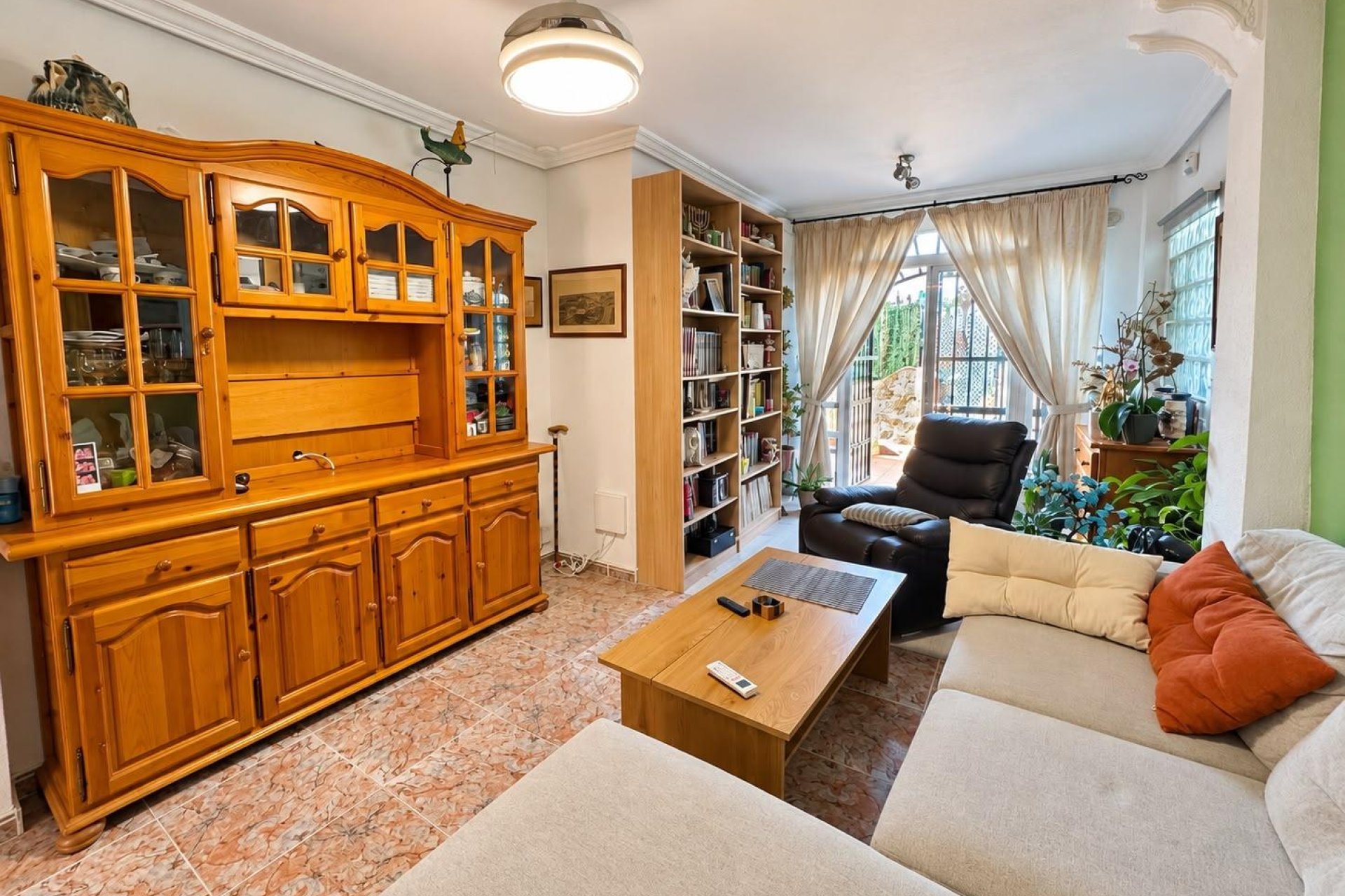 Resale - Bungalow -
Guardamar del Segura - El moncayo