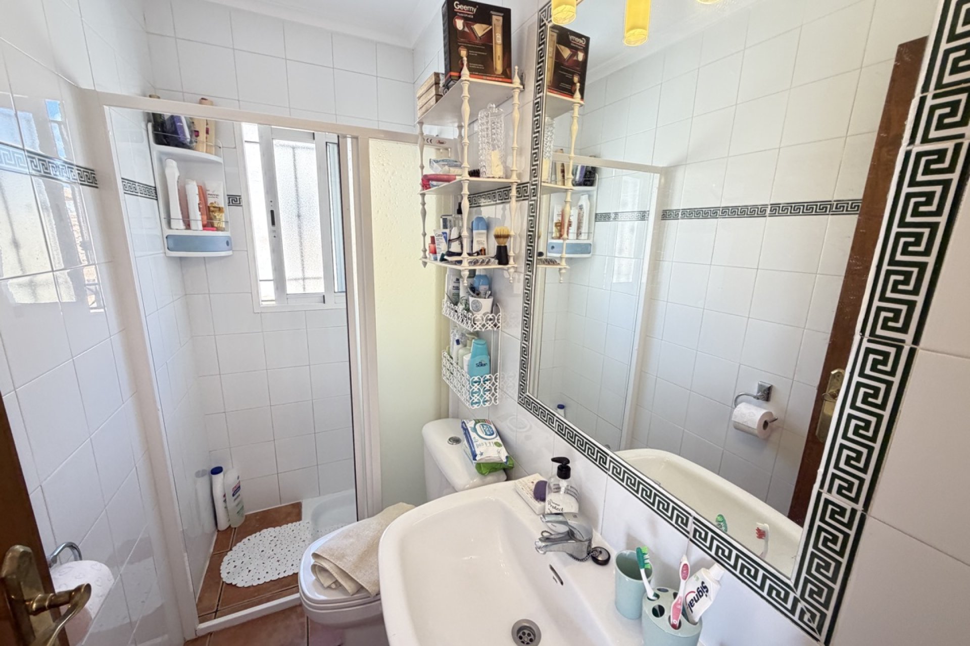 Resale - Bungalow -
Orihuela Costa - La Zenia