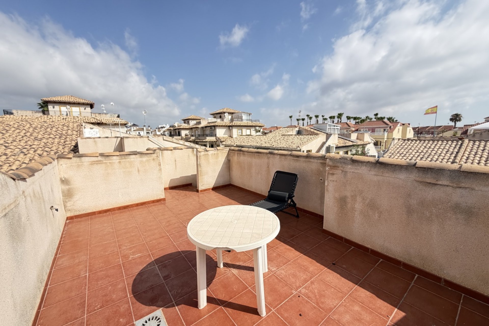 Resale - Bungalow -
Orihuela Costa - La Zenia