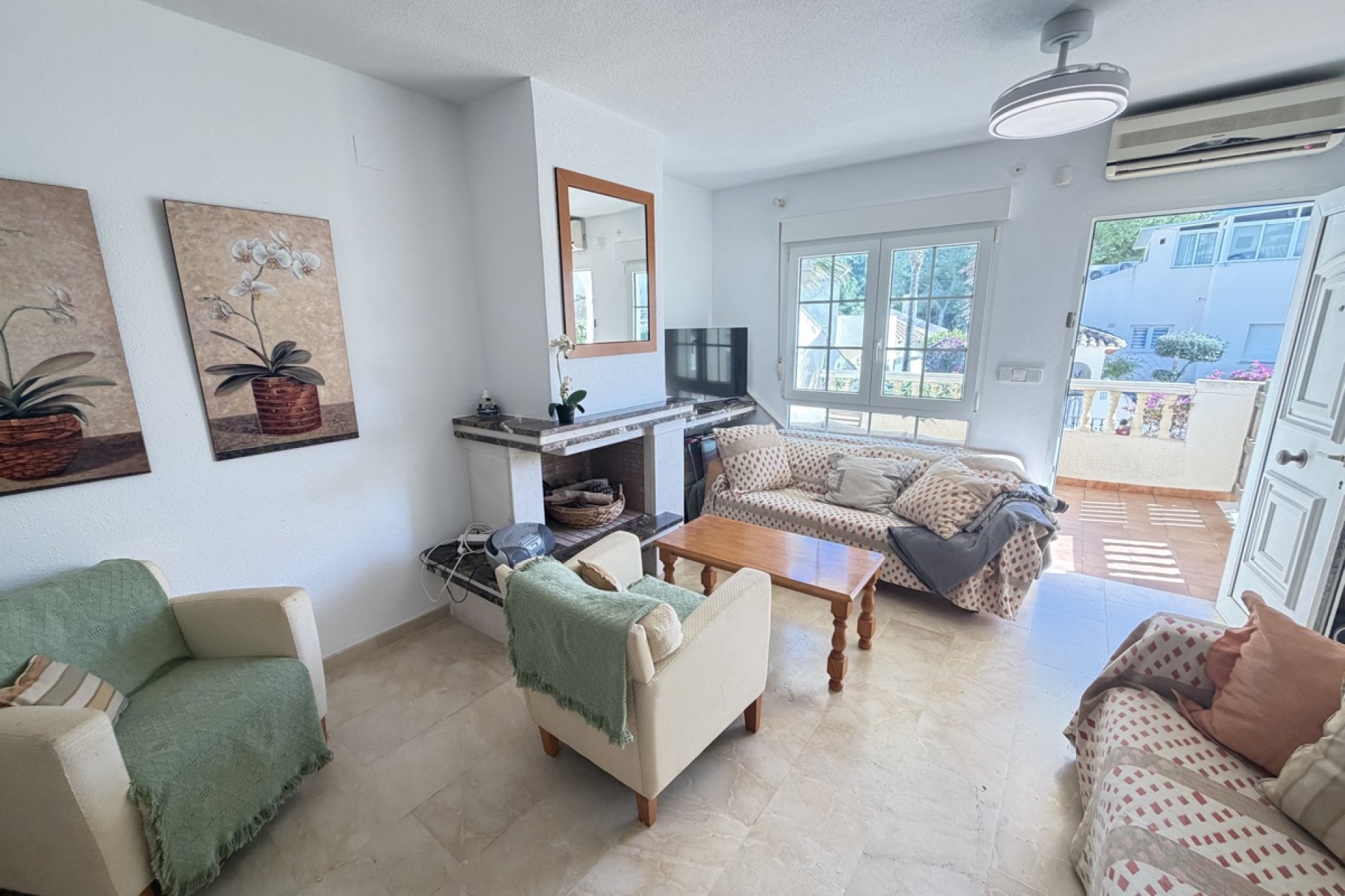 Resale - Bungalow -
Orihuela Costa - Las Ramblas
