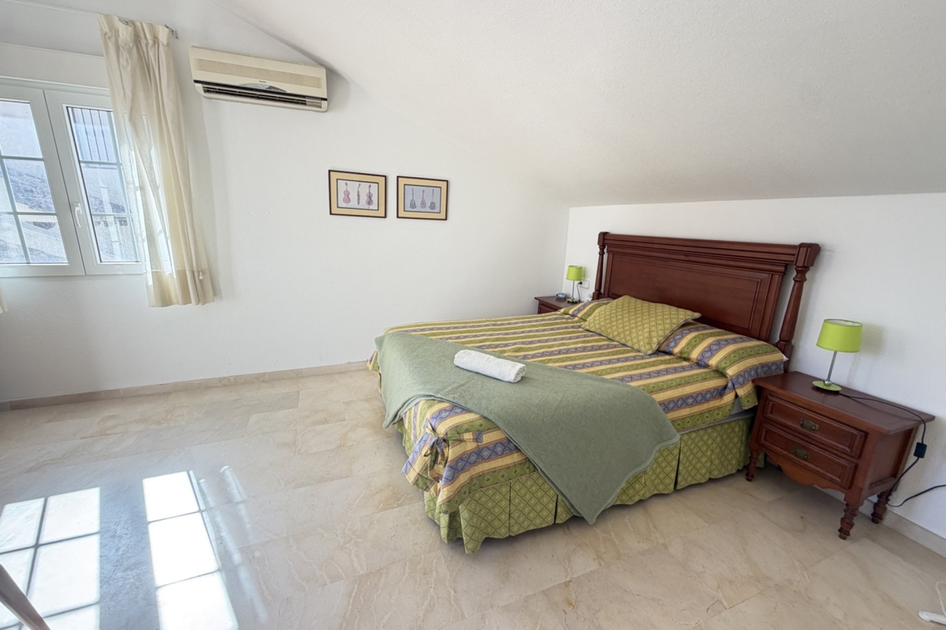 Resale - Bungalow -
Orihuela Costa - Las Ramblas
