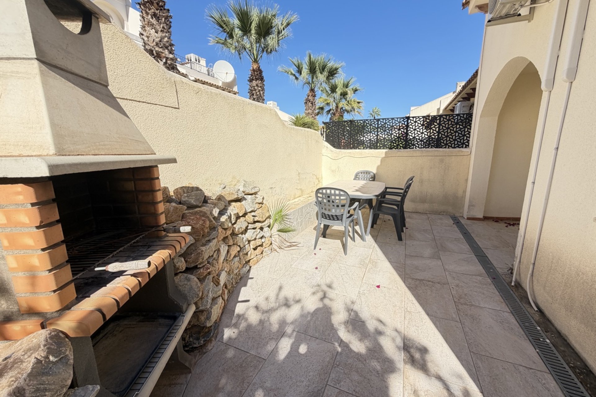 Resale - Bungalow -
Orihuela Costa - Las Ramblas