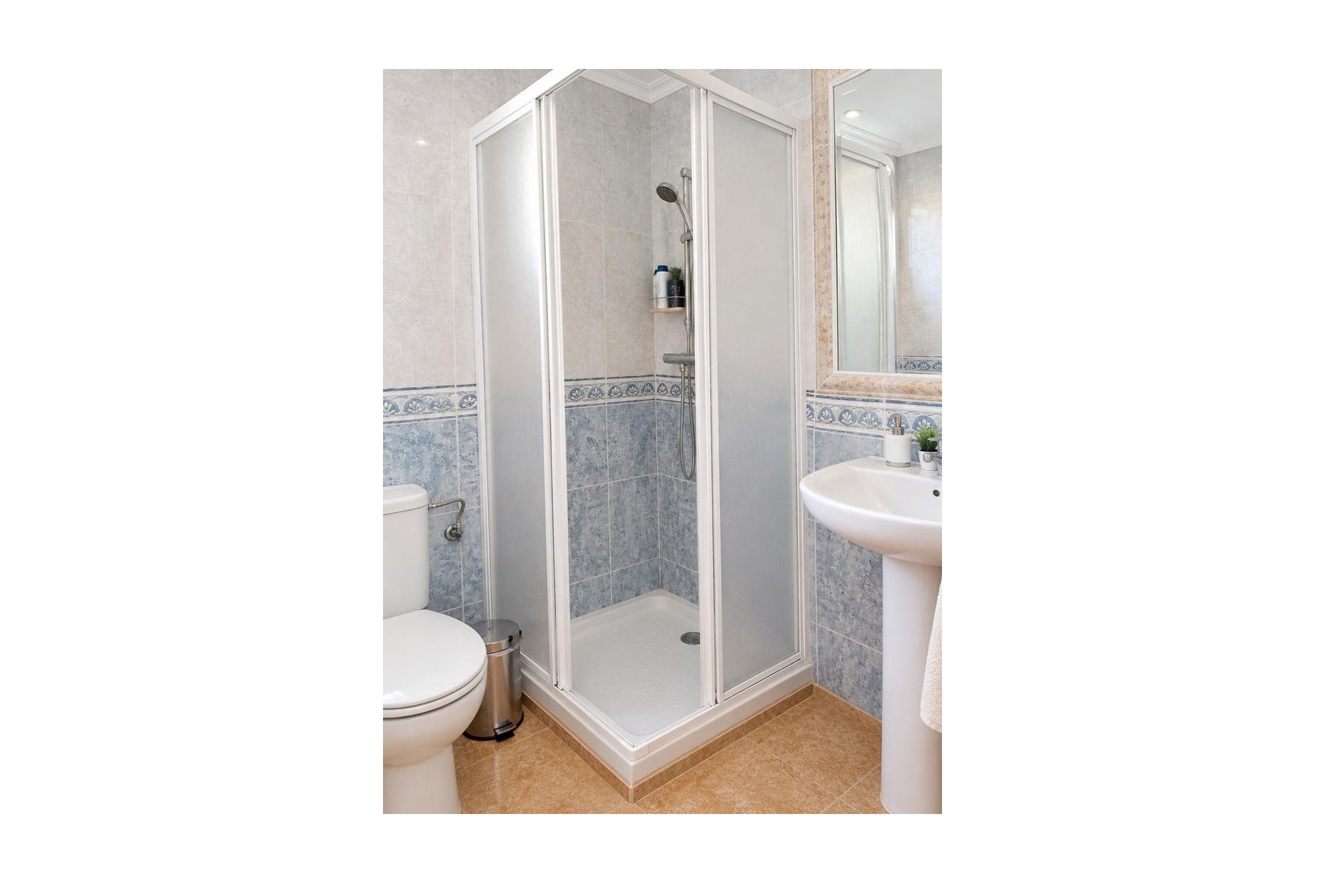 Resale - Bungalow -
Orihuela Costa - Lomas de Cabo Roig