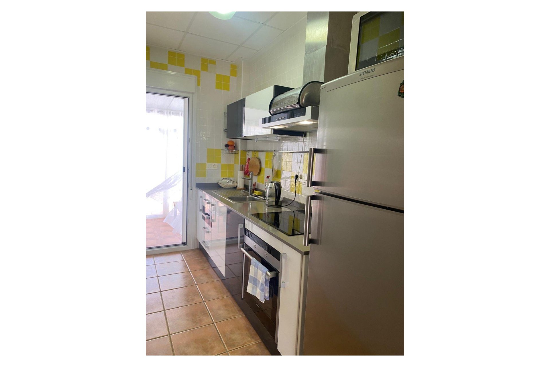 Resale - Bungalow -
Orihuela Costa - Mil Palmeras