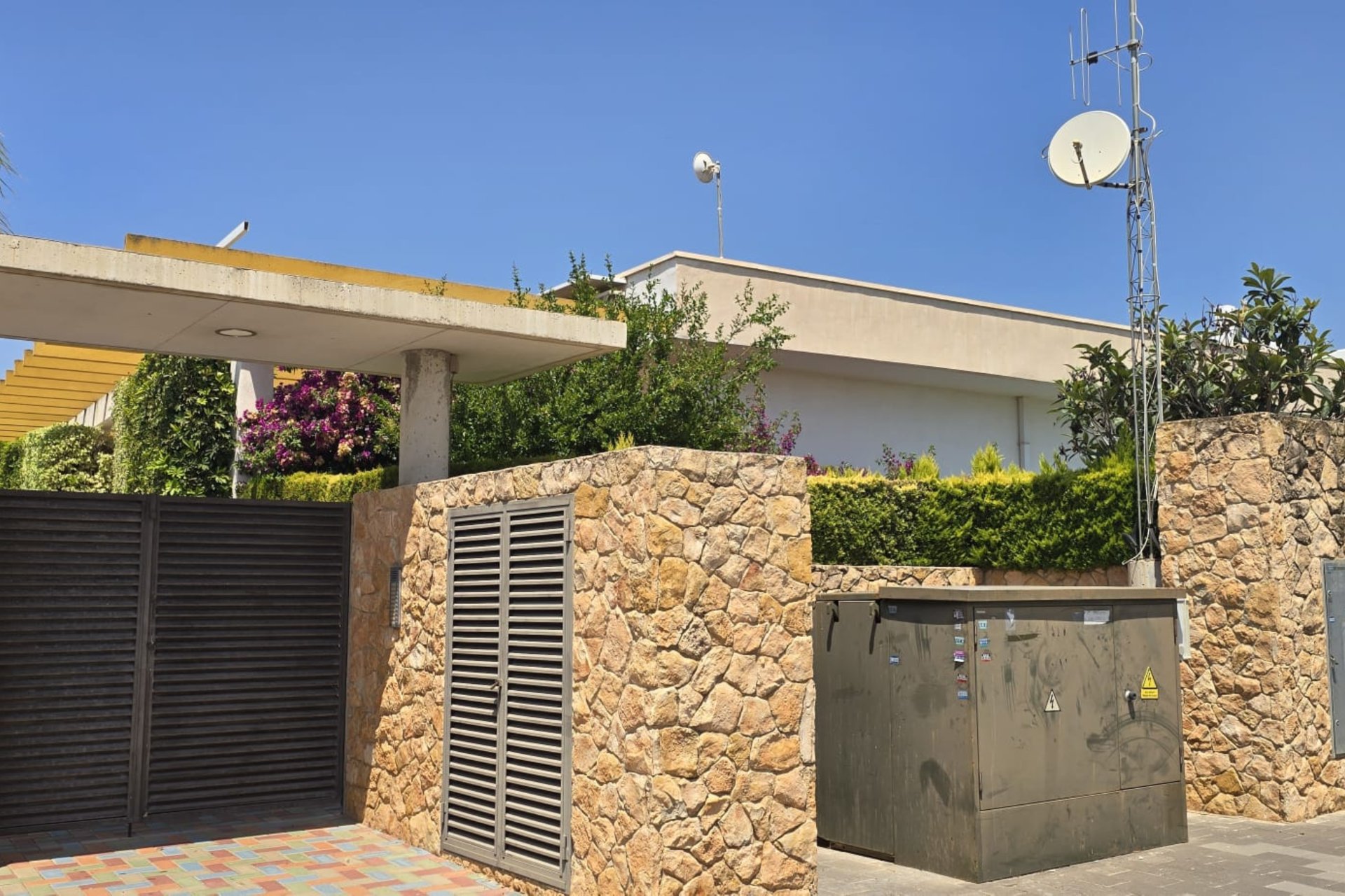 Resale - Bungalow -
Orihuela Costa - Mil Palmeras
