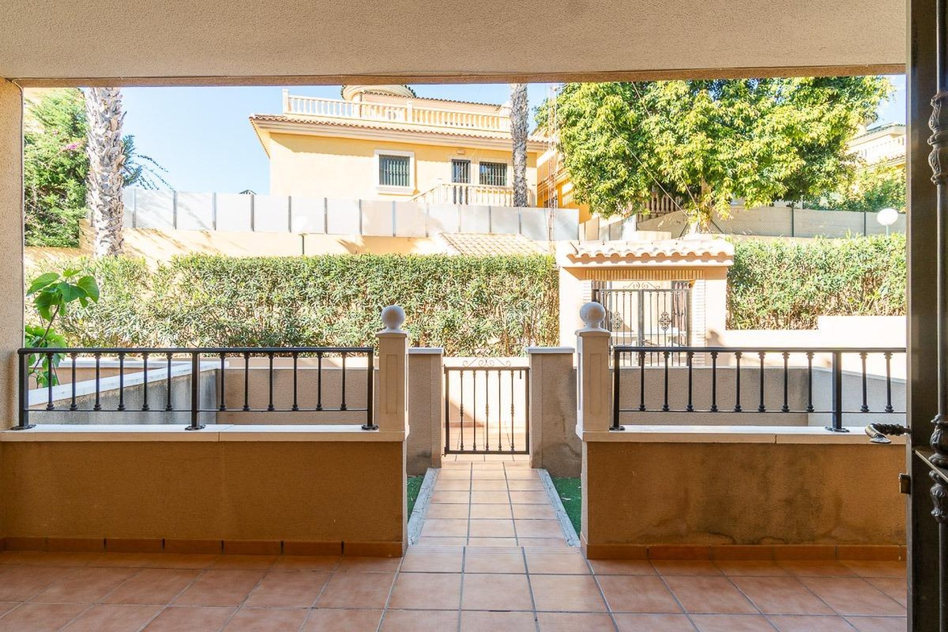 Resale - Bungalow -
Orihuela Costa - Villamartin