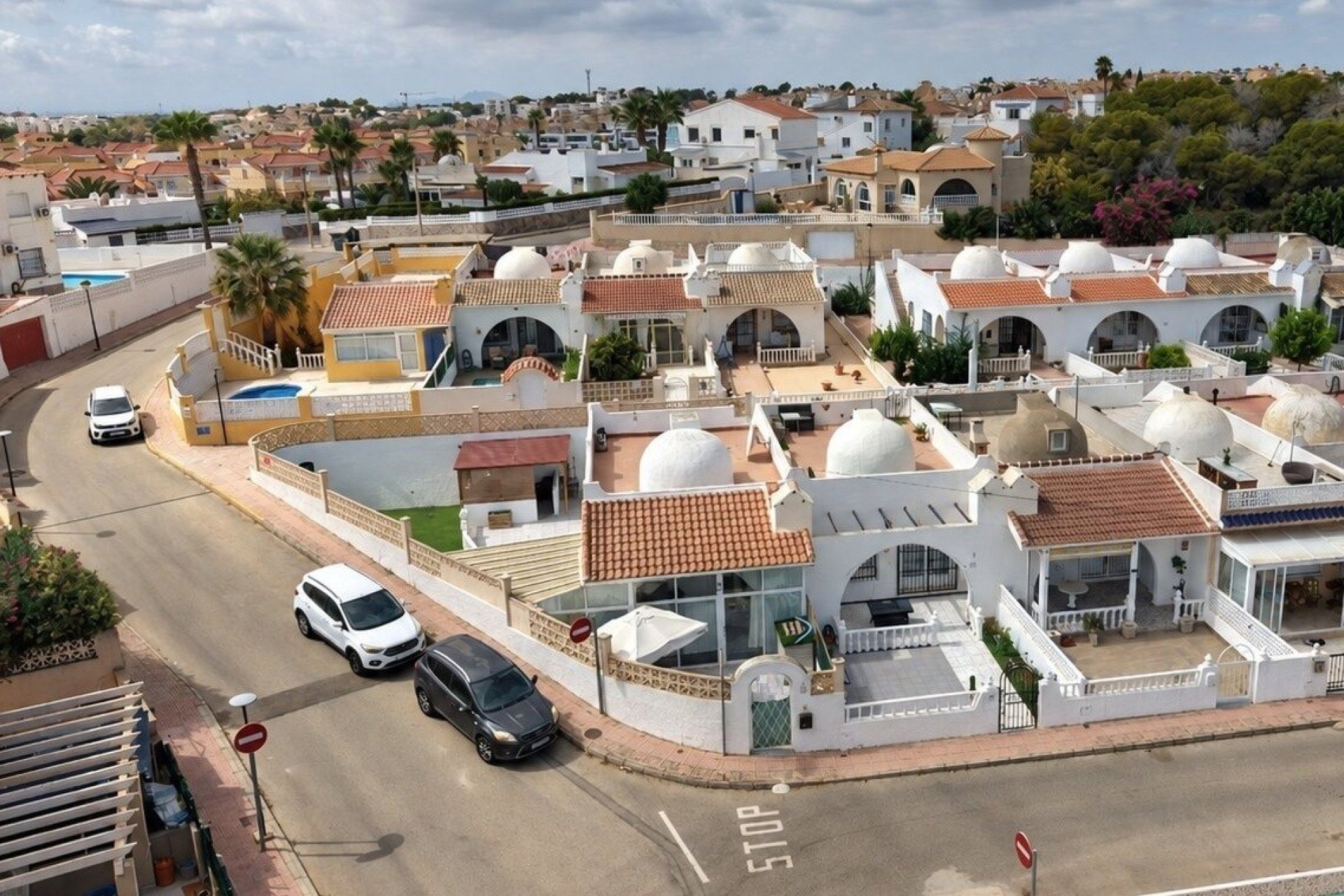 Resale - Bungalow -
Orihuela Costa - Villamartin