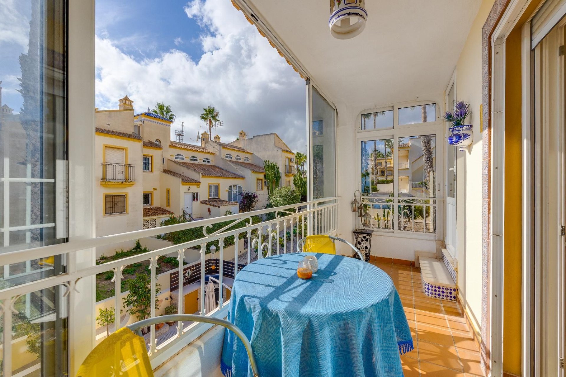 Resale - Bungalow -
Orihuela Costa - Villamartín