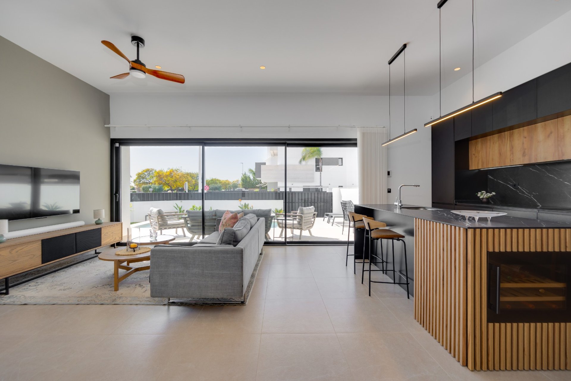 Resale - Bungalow -
Pilar de la Horadada - Costa Blanca Sur