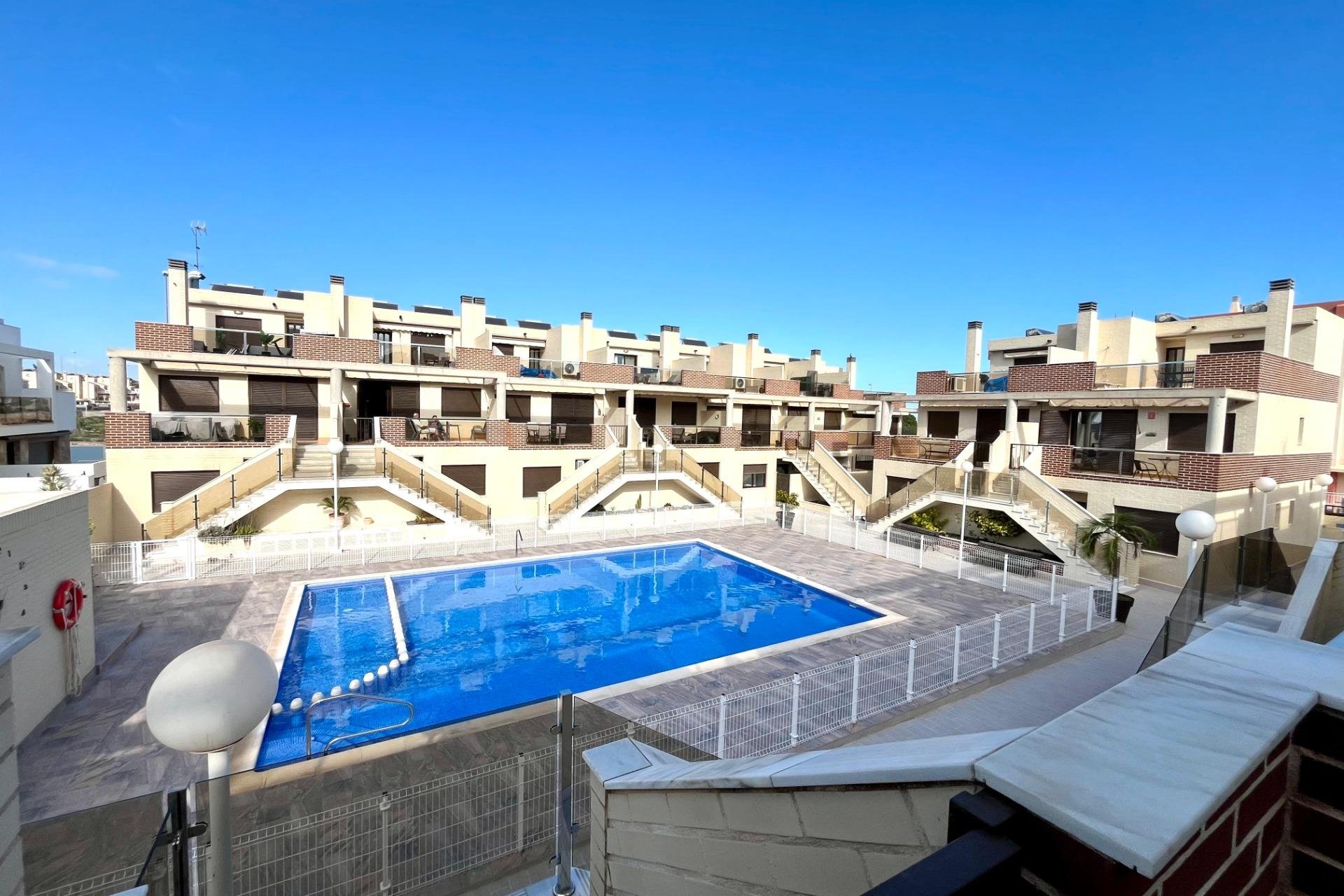 Resale - Bungalow Planta Alta -
Orihuela Costa - Lomas de Cabo Roig