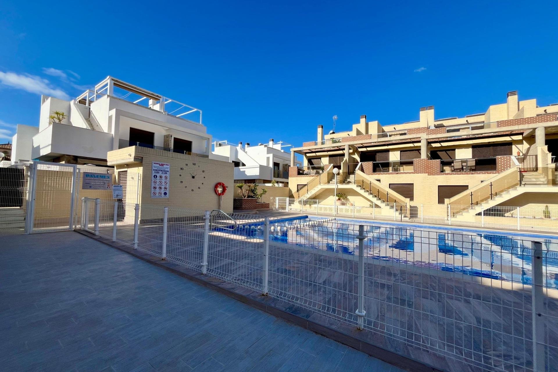 Resale - Bungalow Planta Alta -
Orihuela Costa - Lomas de Cabo Roig