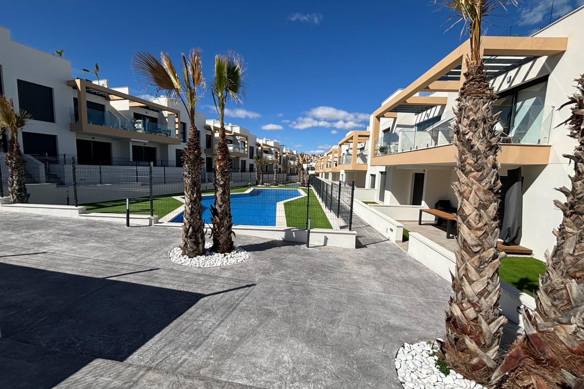 Resale - Bungalow Planta Alta -
Orihuela Costa - PAU 26