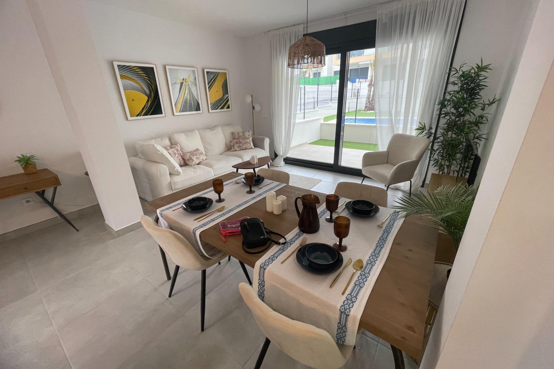 Resale - Bungalow Planta Alta -
Orihuela Costa - PAU 26