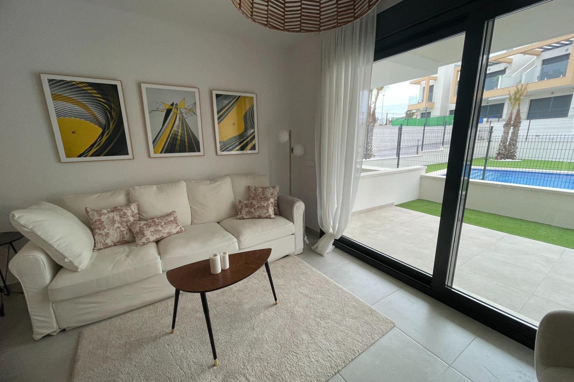 Resale - Bungalow Planta Alta -
Orihuela Costa - PAU 26