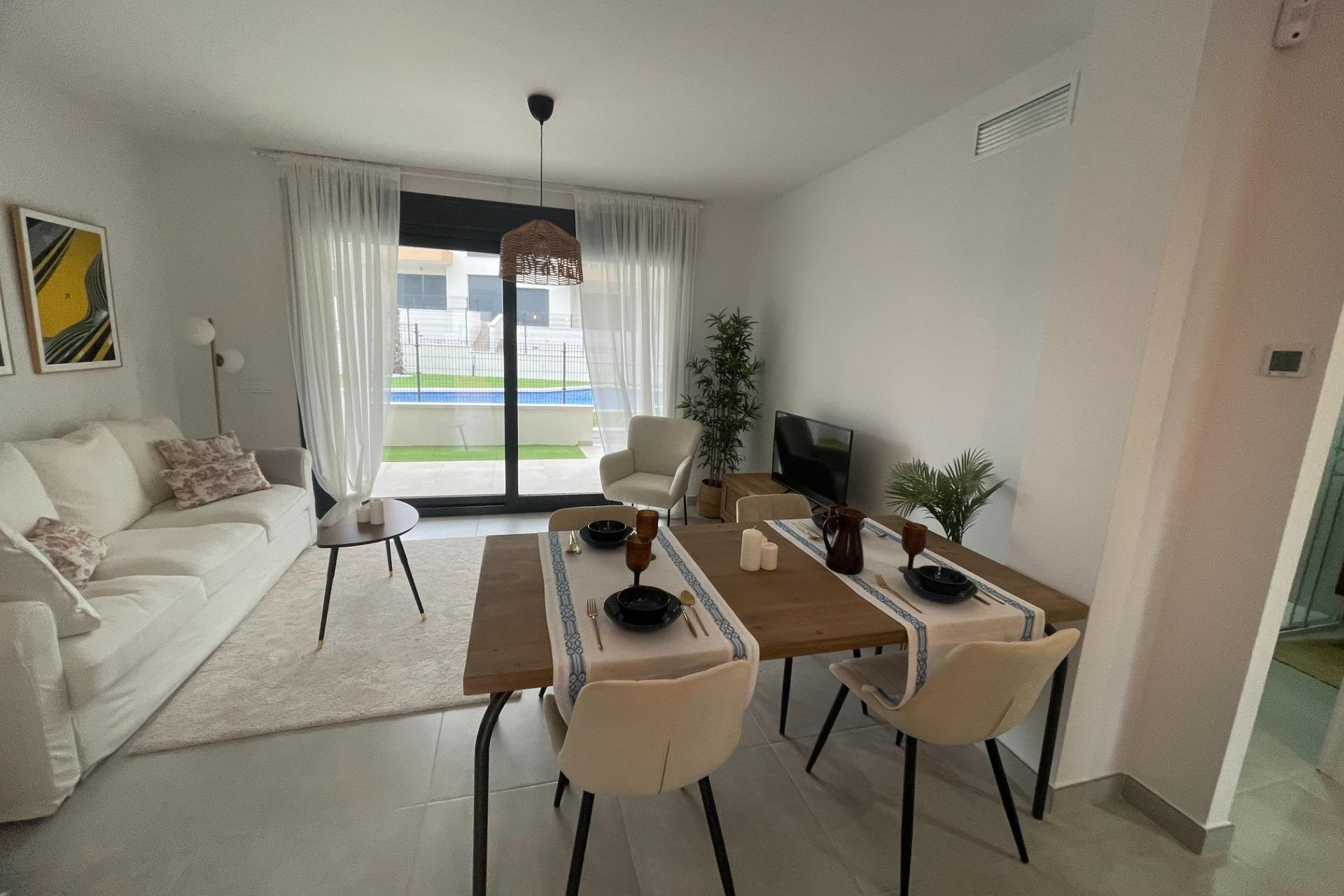 Resale - Bungalow Planta Alta -
Orihuela Costa - PAU 26