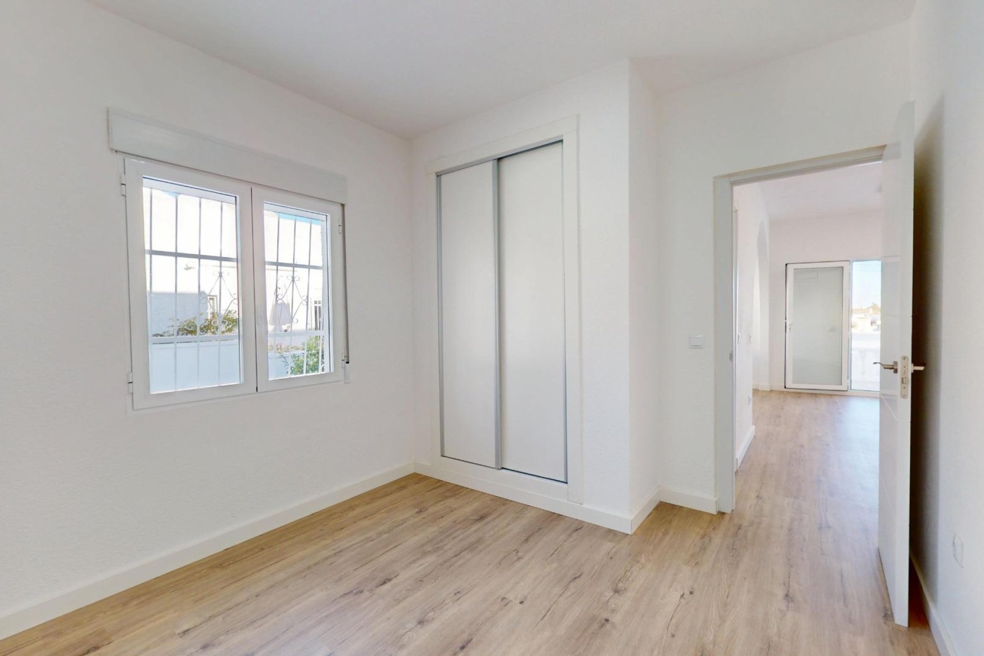 Resale - Bungalow -
San Miguel de Salinas - BLUE LAGOON