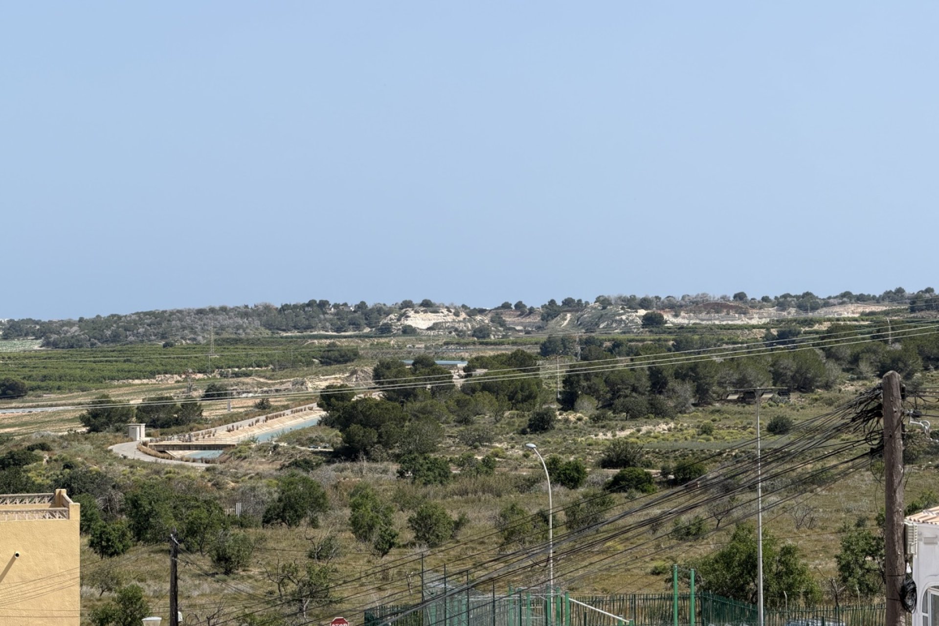 Resale - Bungalow -
San Miguel de Salinas - San Miguel - Town