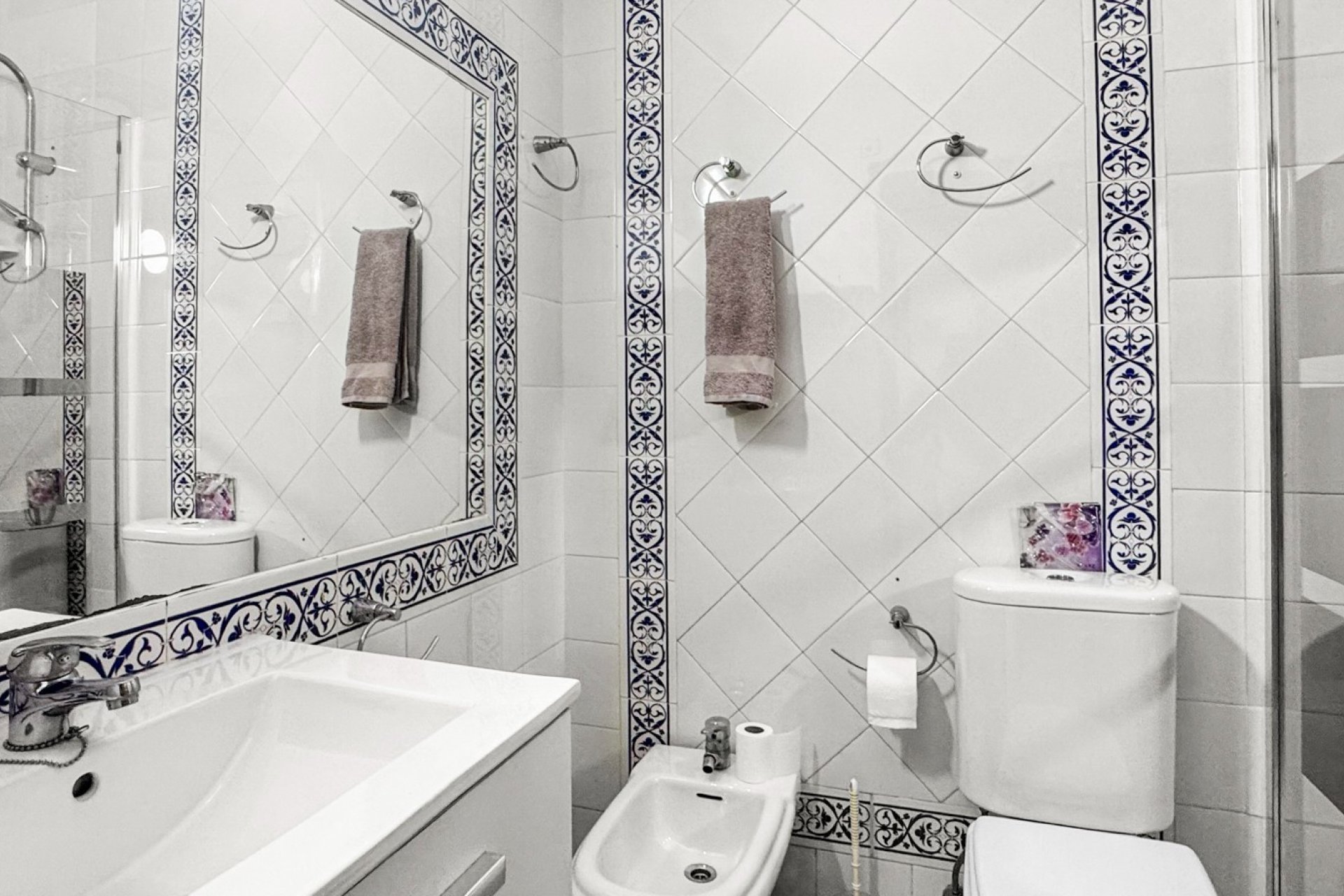 Resale - Bungalow -
Torrevieja - Aguas Nuevas