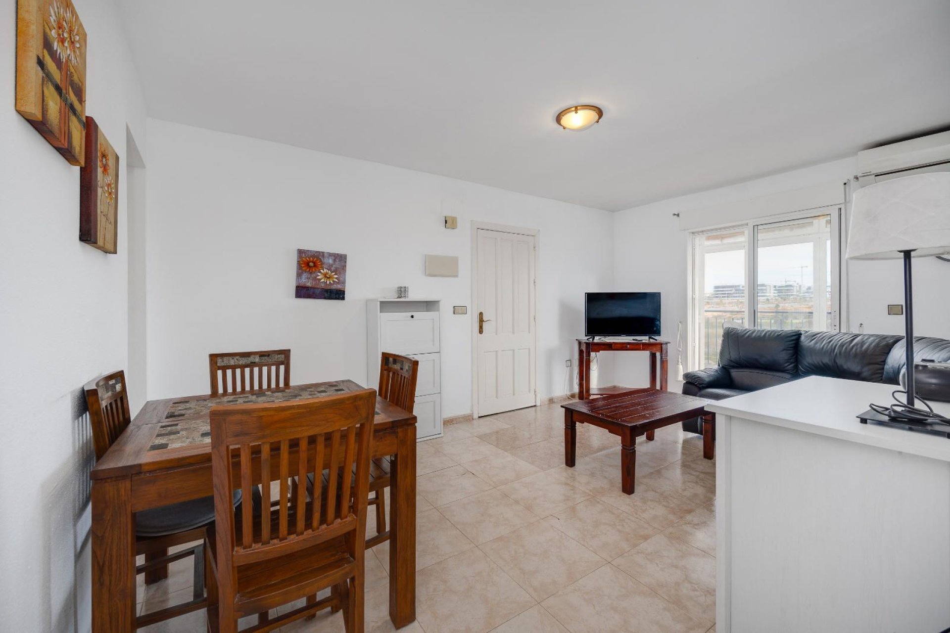 Resale - Bungalow -
Torrevieja - Carrefour