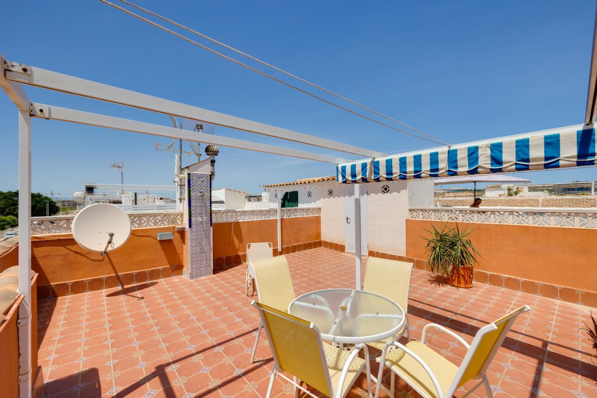 Resale - Bungalow -
Torrevieja - Carrefour