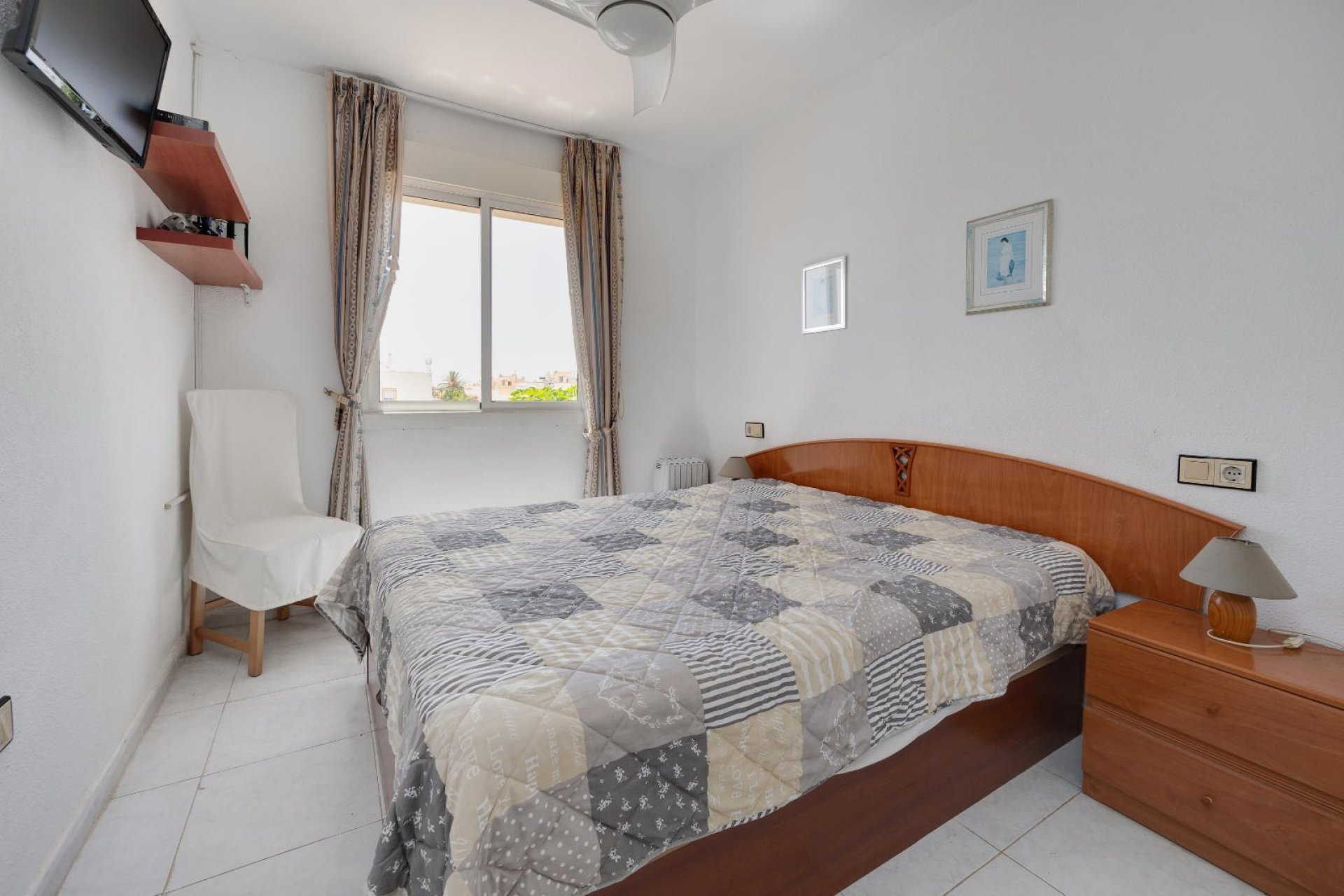 Resale - Bungalow -
Torrevieja - Carrefour
