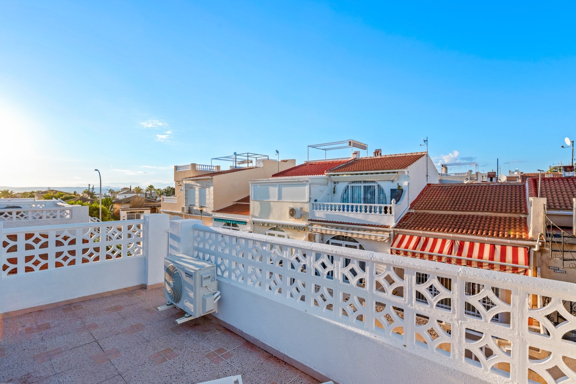 Resale - Bungalow -
Torrevieja - El Chaparral