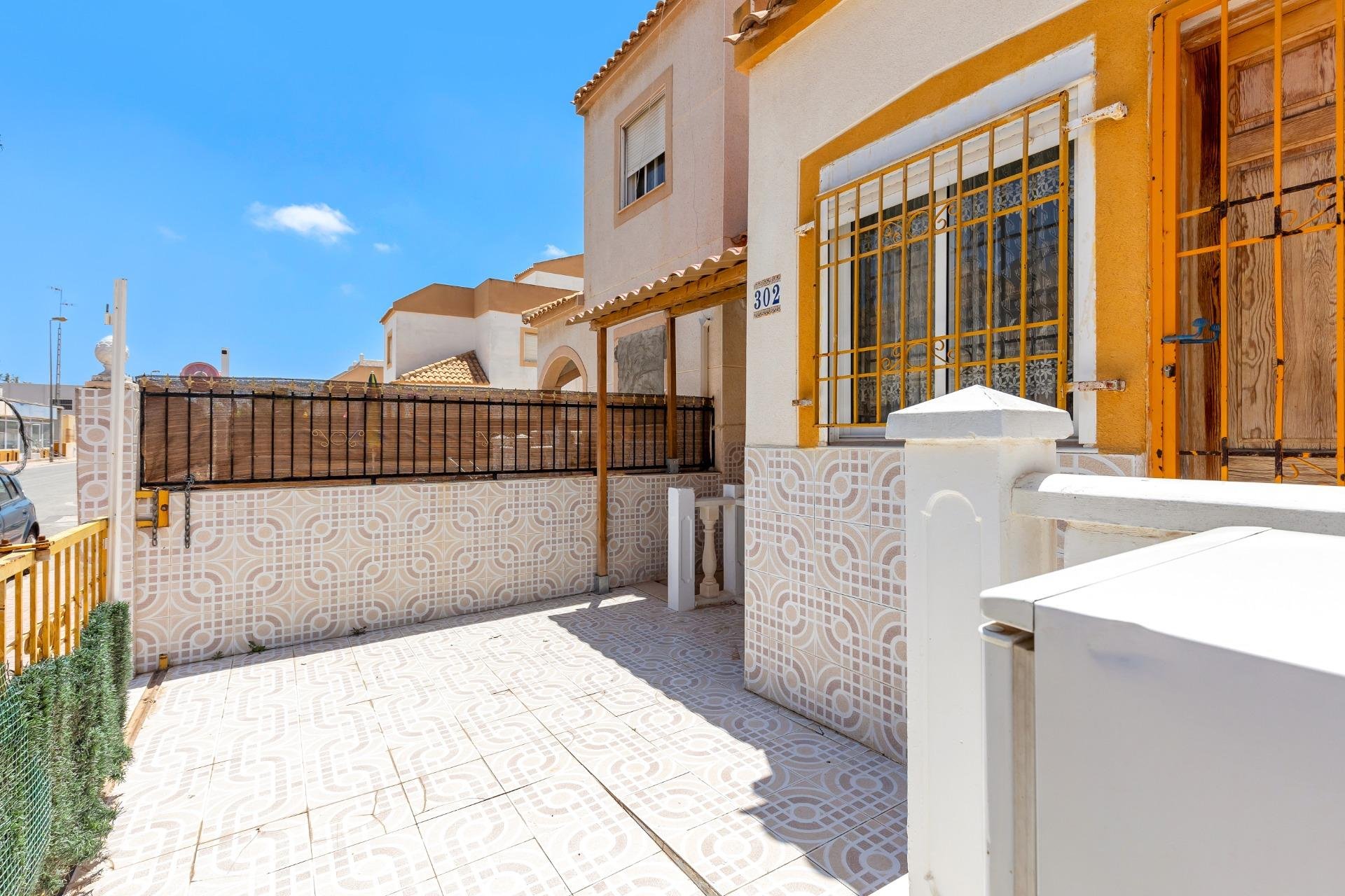 Resale - Bungalow -
Torrevieja - El limonar