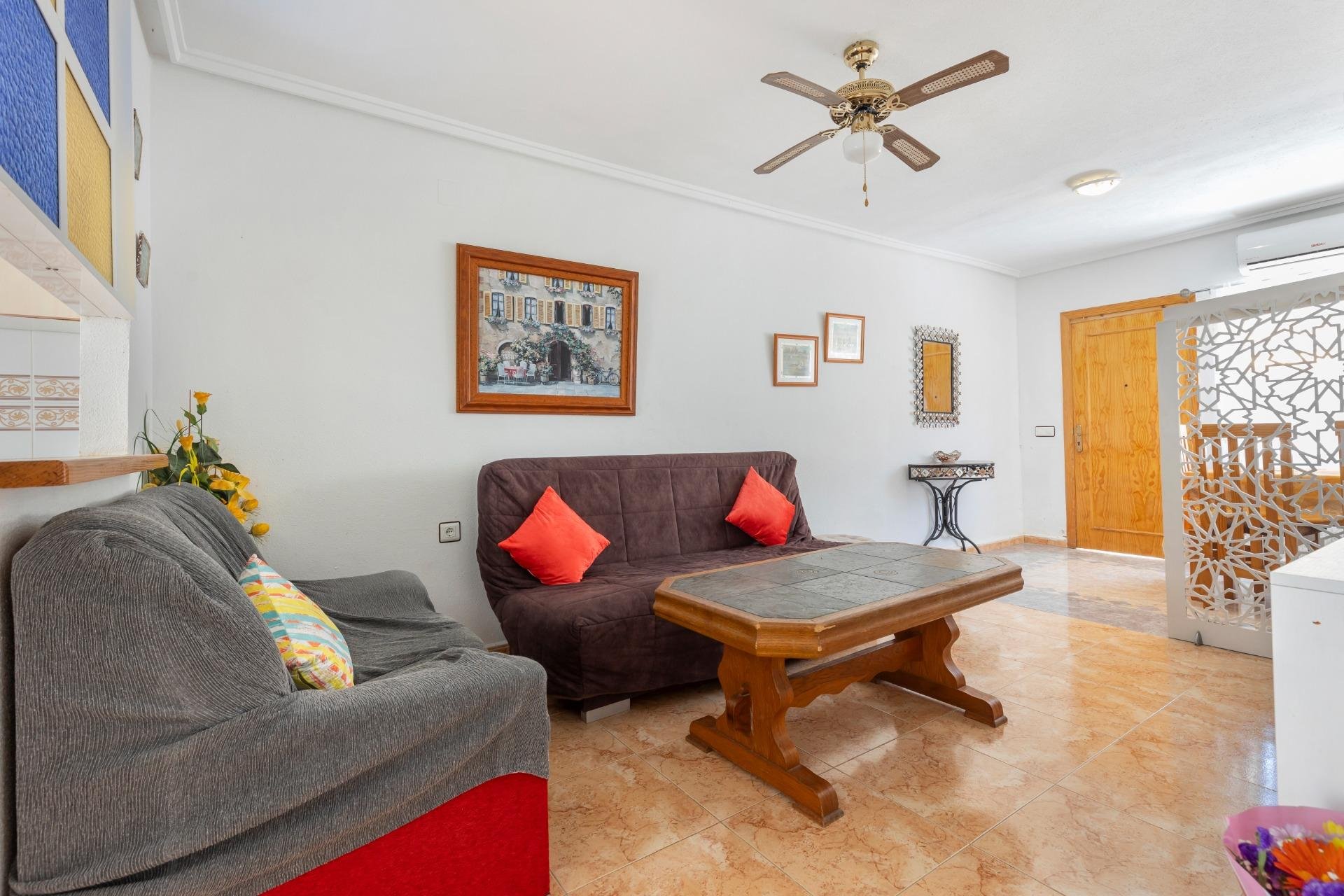 Resale - Bungalow -
Torrevieja - El limonar