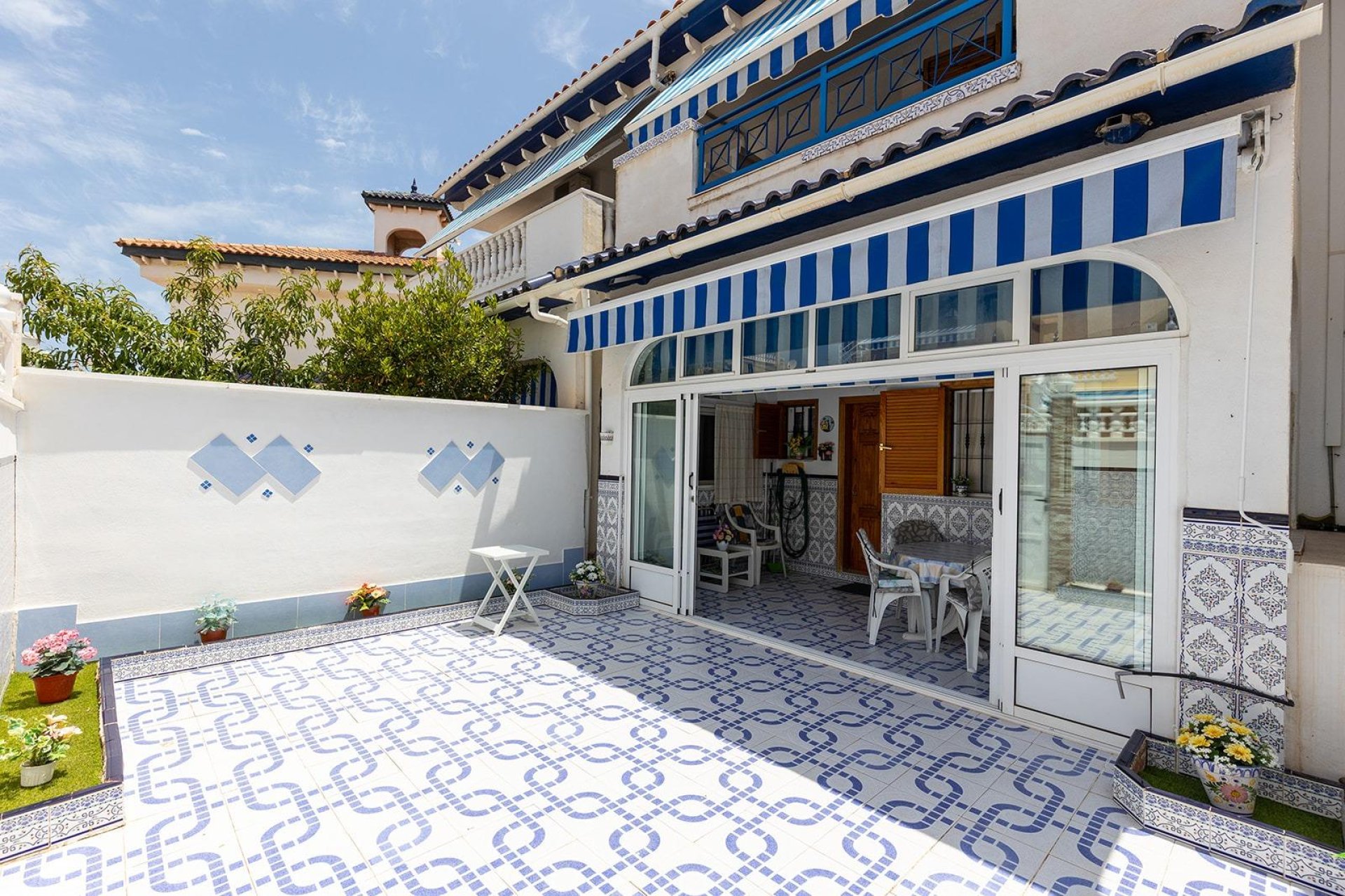 Resale - Bungalow -
Torrevieja - La Mata
