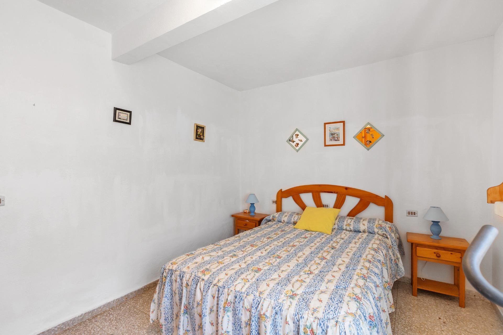 Resale - Bungalow -
Torrevieja - La Mata