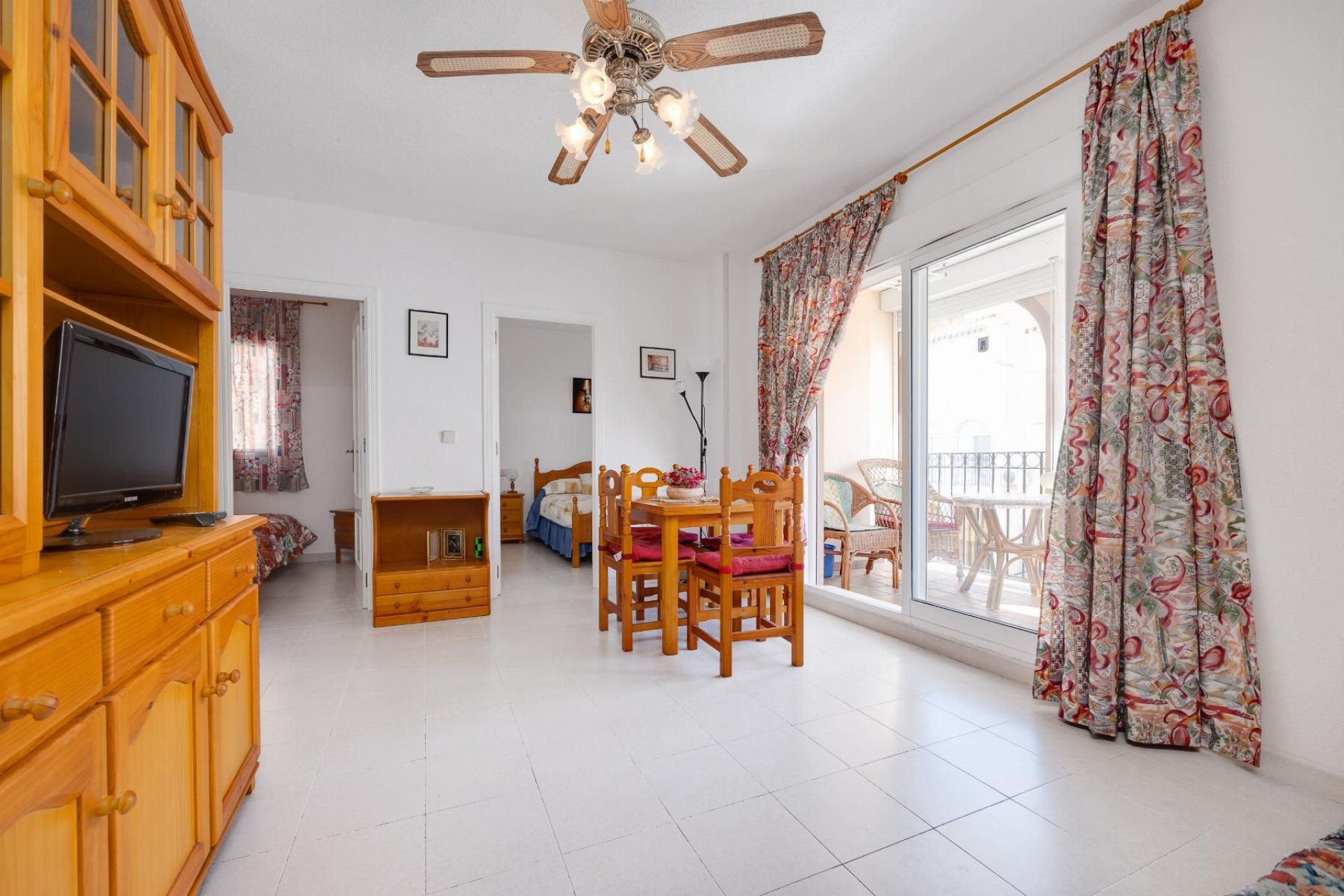 Resale - Bungalow -
Torrevieja - La Veleta