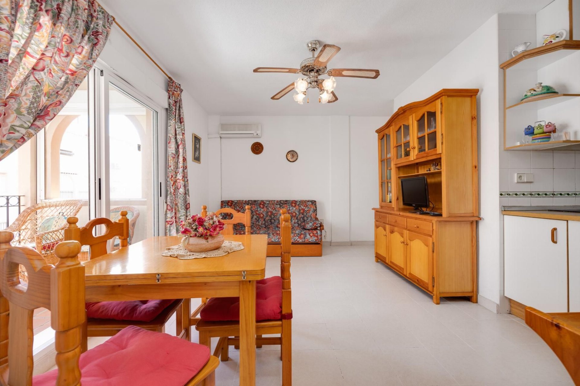 Resale - Bungalow -
Torrevieja - La Veleta