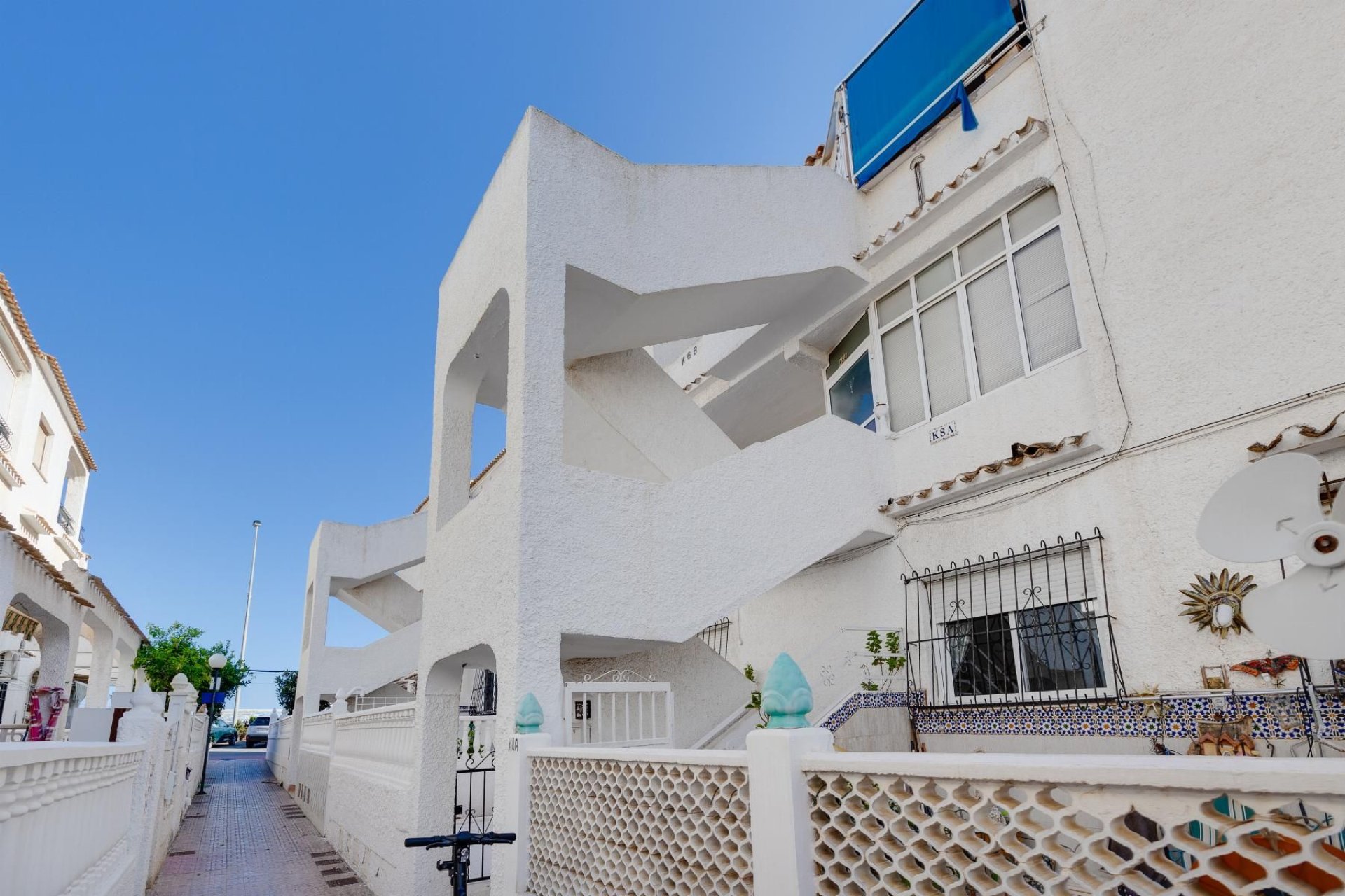 Resale - Bungalow -
Torrevieja - La Veleta