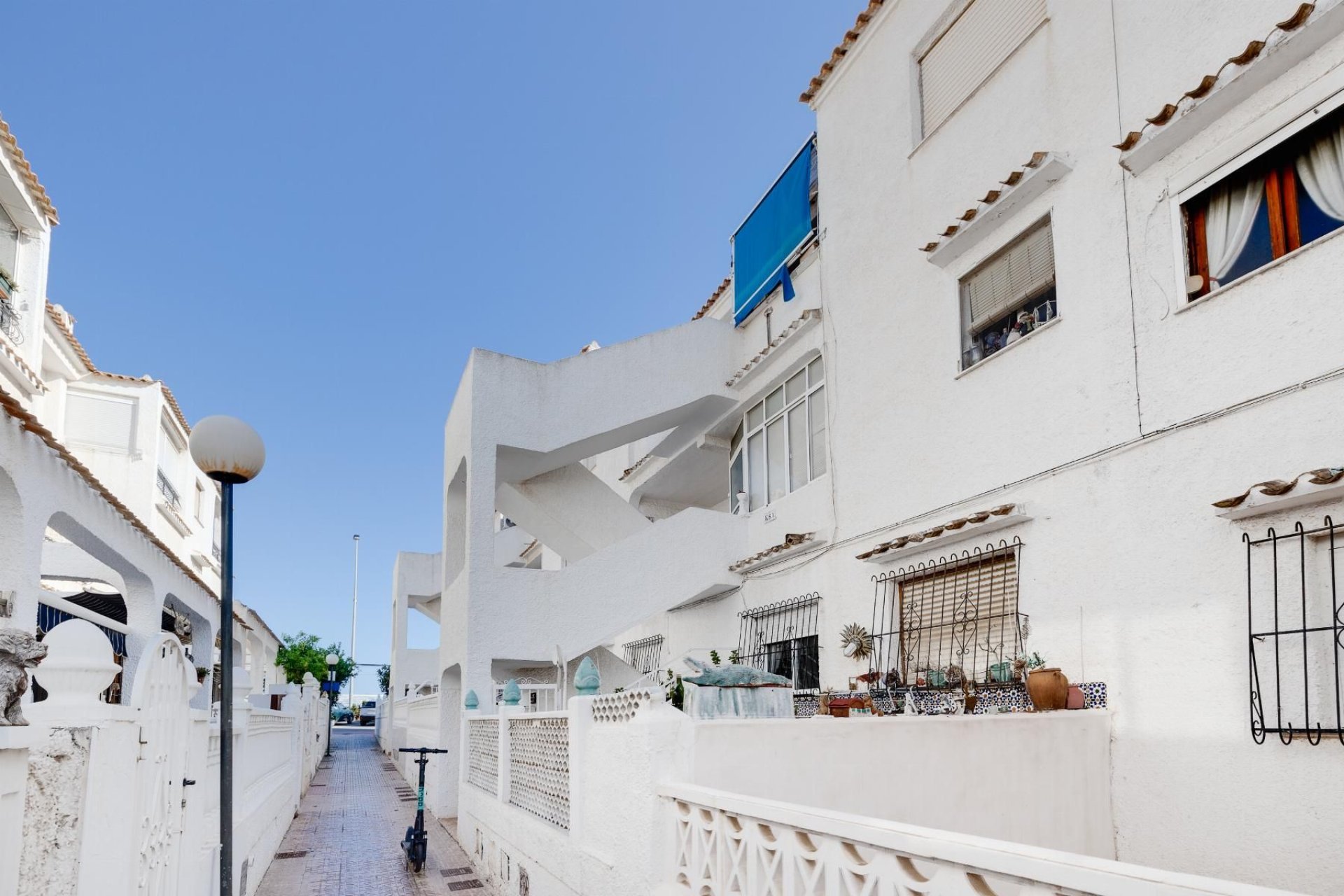 Resale - Bungalow -
Torrevieja - La Veleta