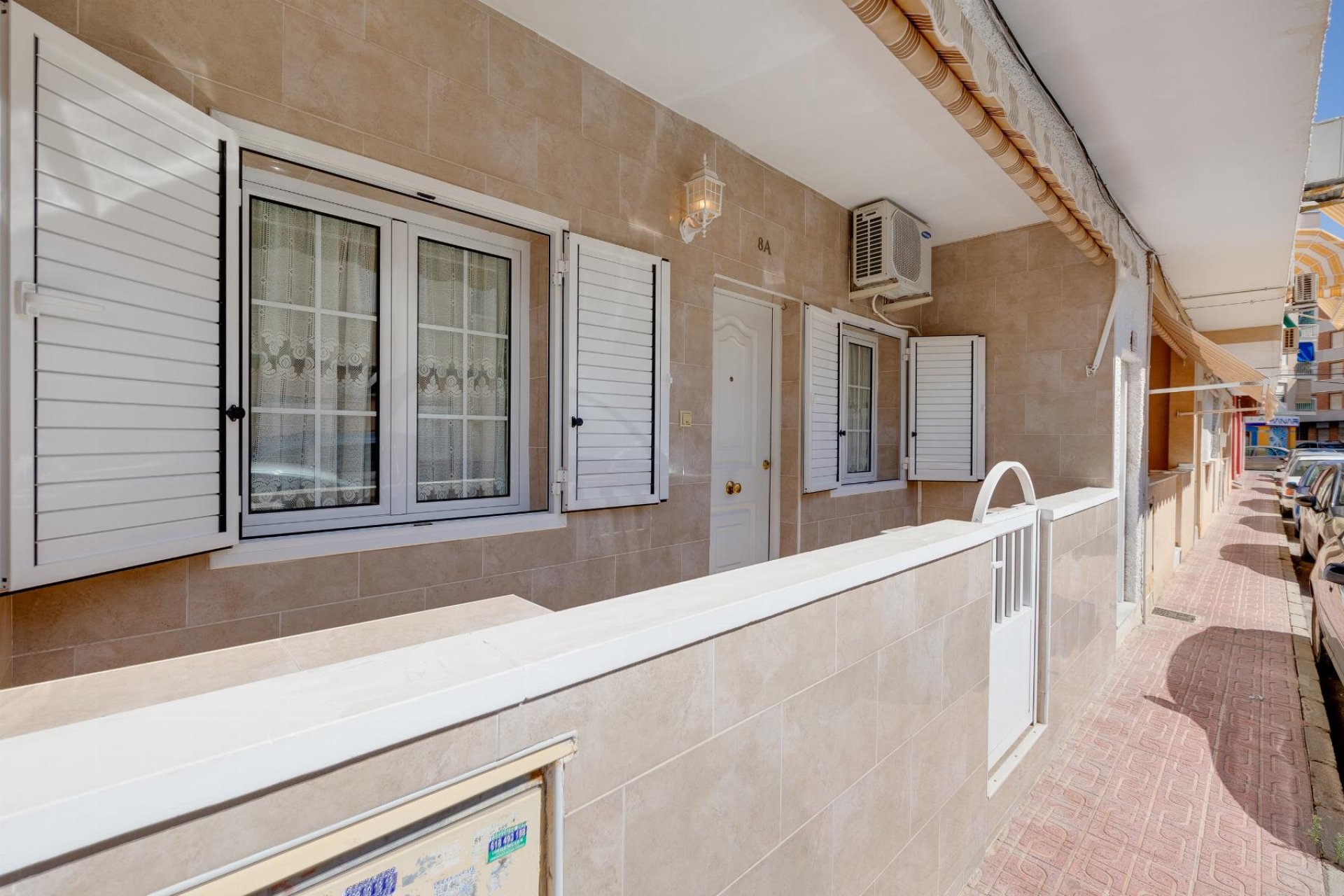 Resale - Bungalow -
Torrevieja - Playa de La Acequion