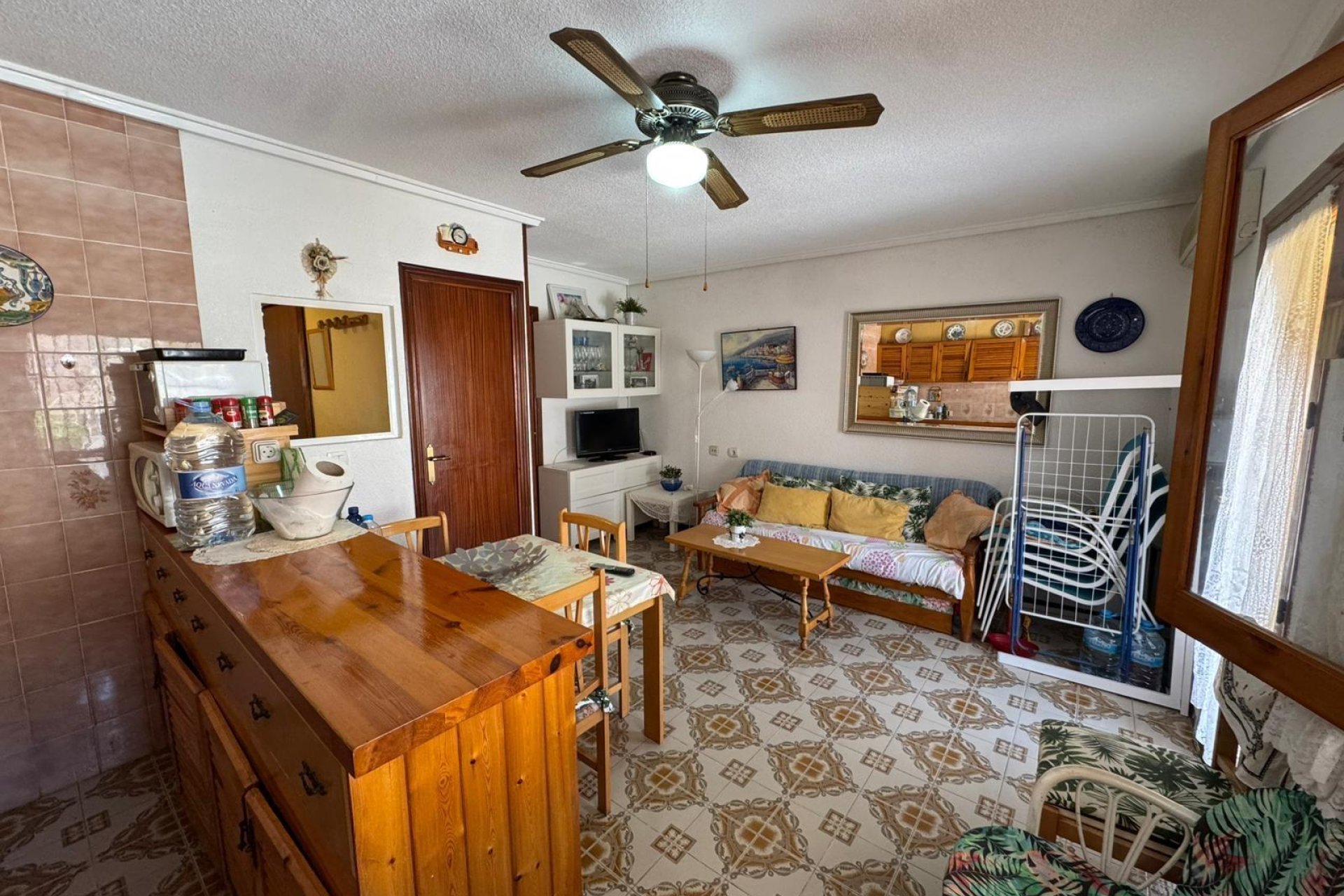 Resale - Bungalow -
Torrevieja - Playa de los Naufragos