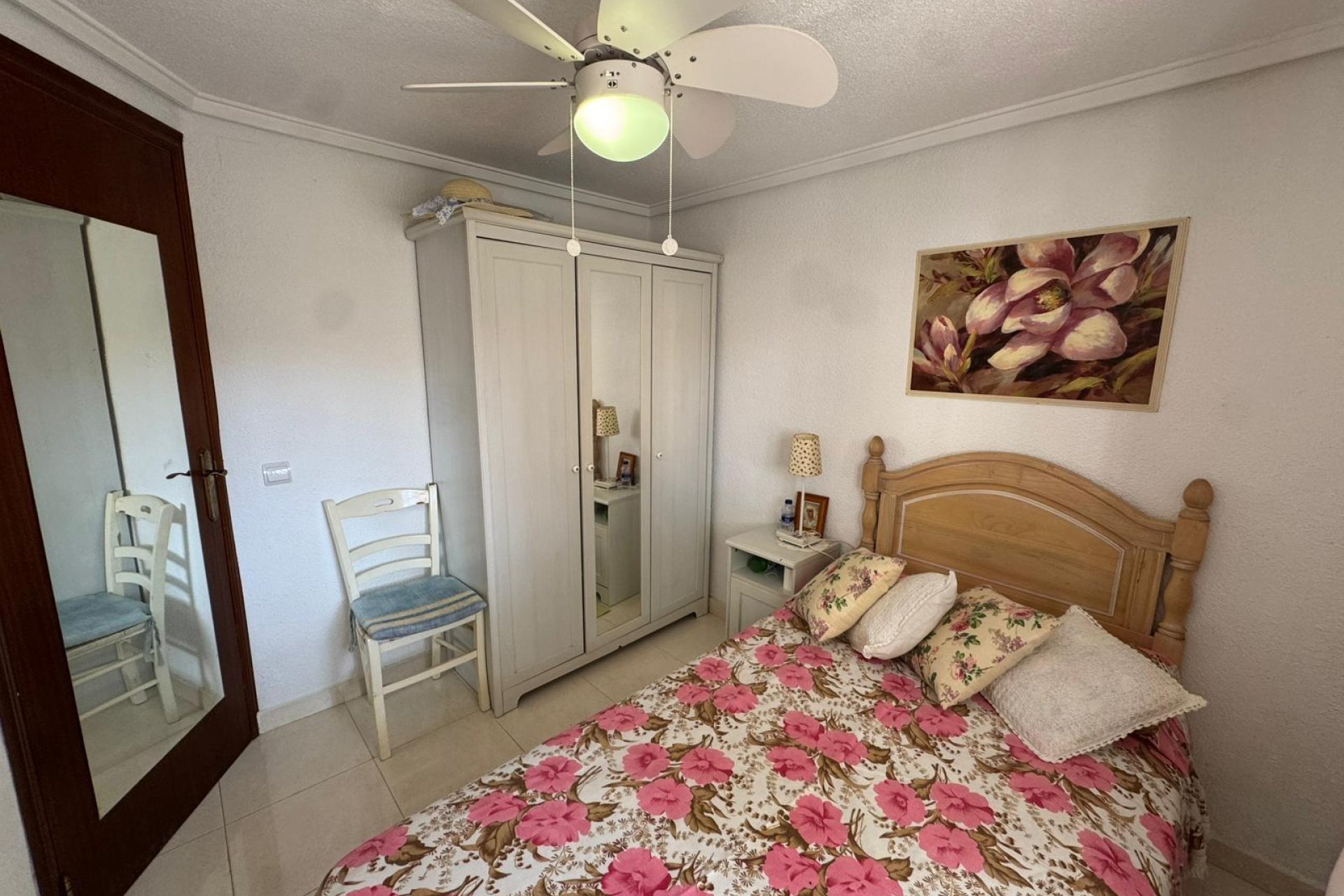 Resale - Bungalow -
Torrevieja - Playa de los Naufragos