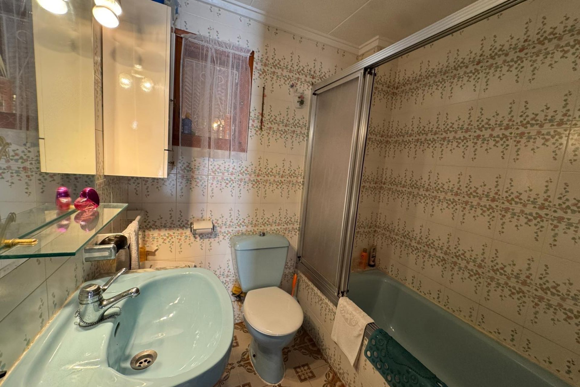 Resale - Bungalow -
Torrevieja - Playa de los Naufragos