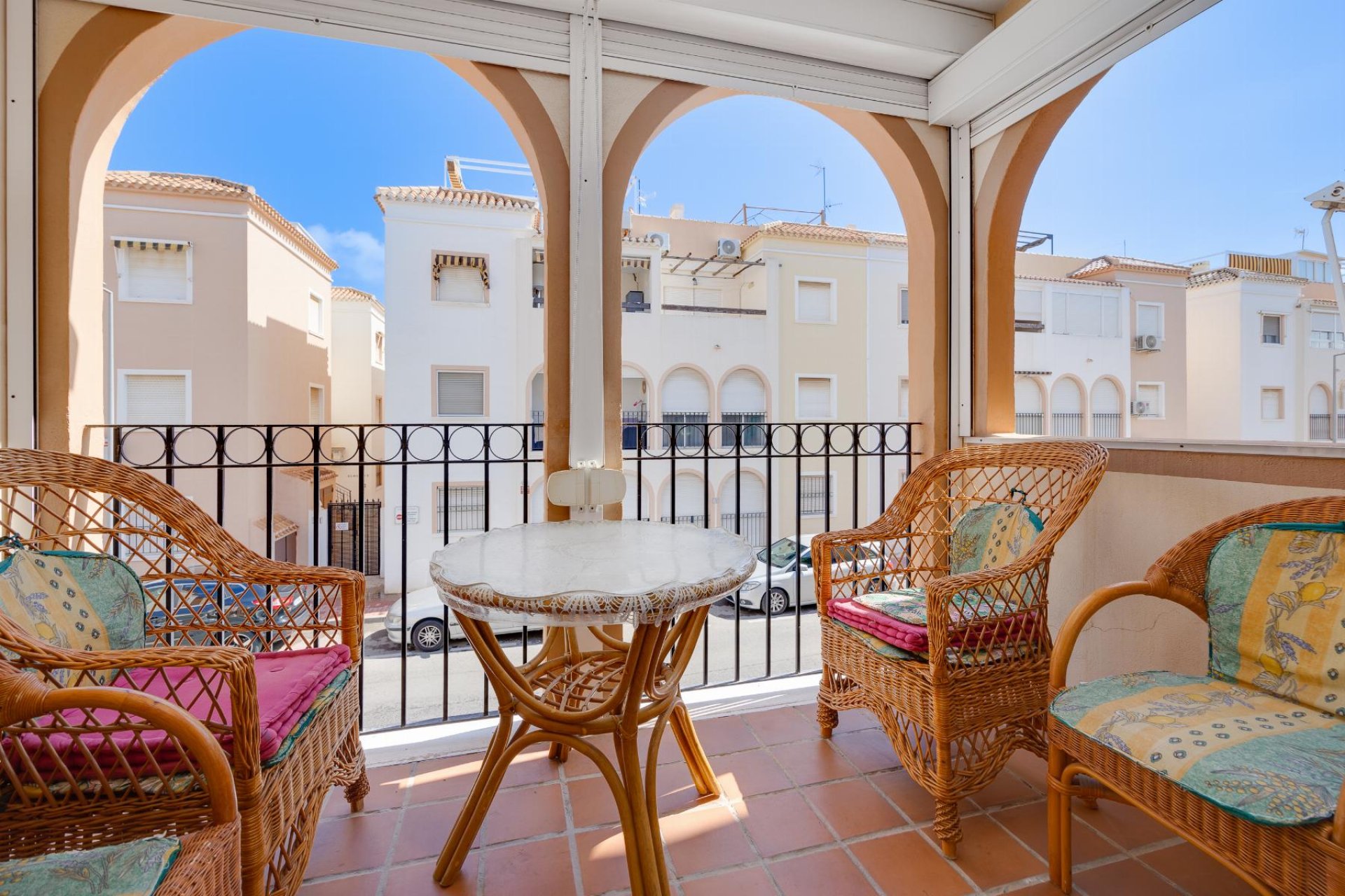 Resale - Bungalow -
Torrevieja - Playa de los Naufragos