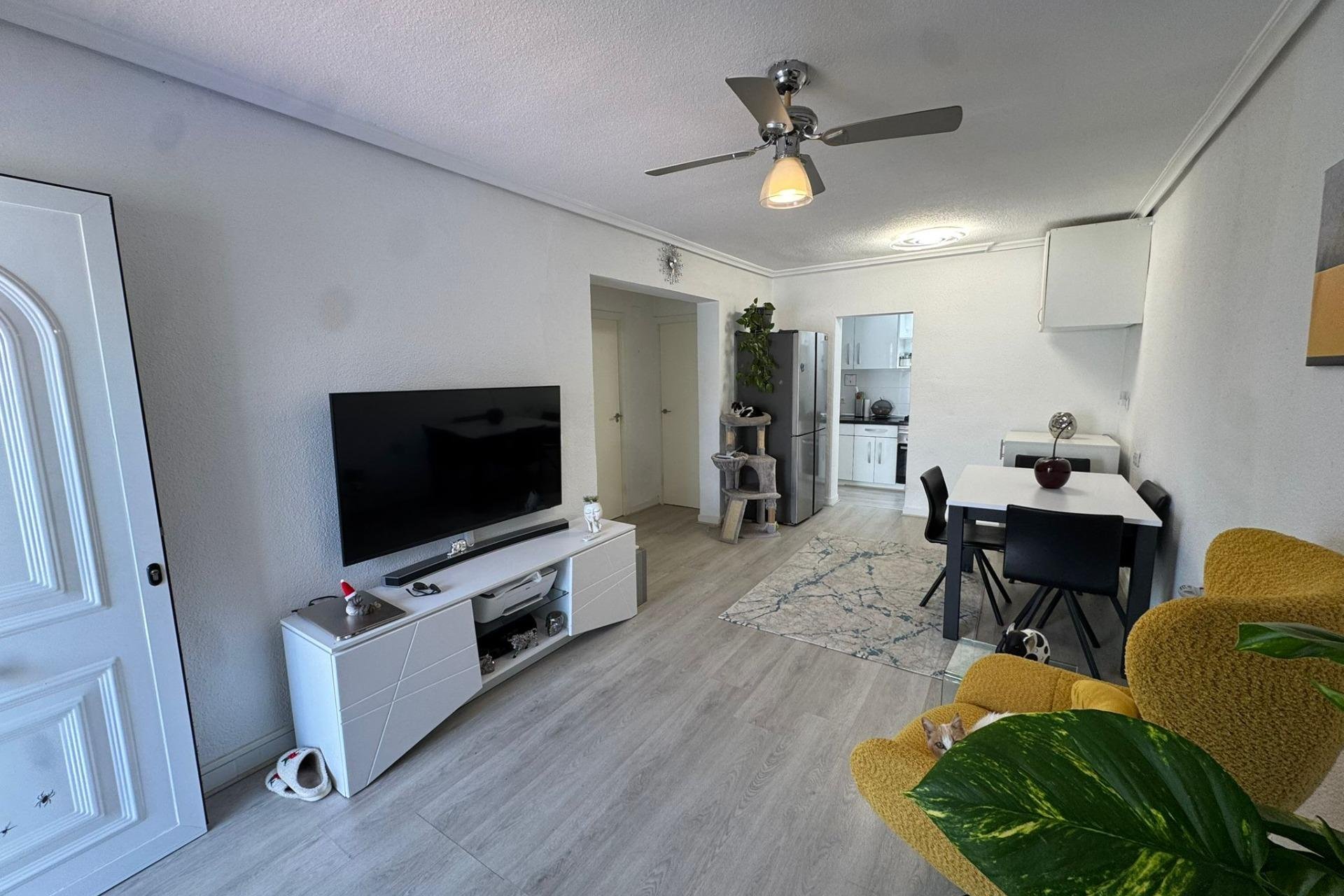 Resale - Bungalow -
Torrevieja - Torretas  - La Siesta - El Limonar