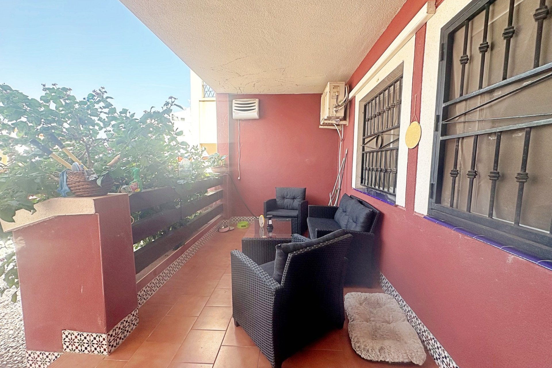Resale - Bungalow -
Torrevieja