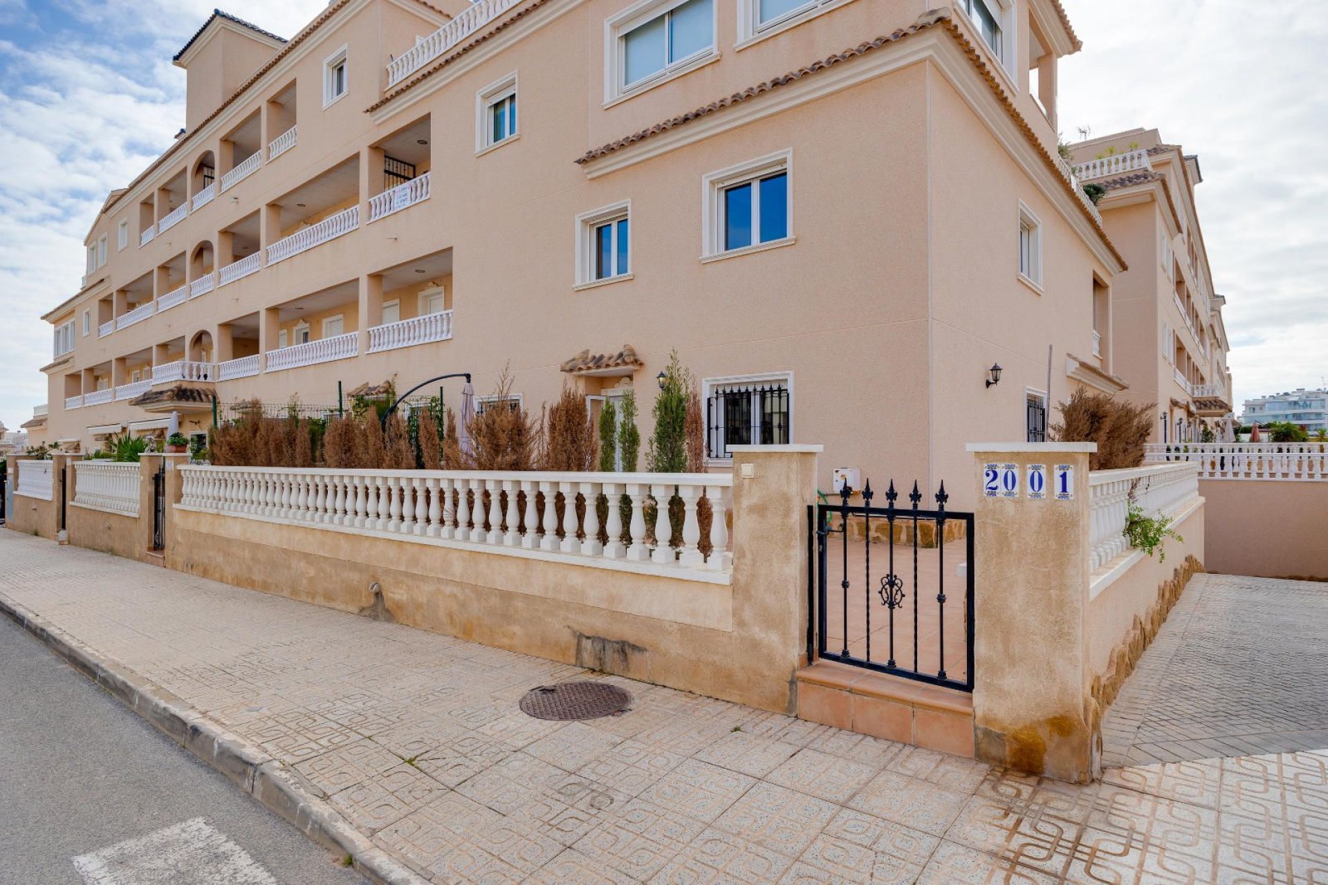 Resale - Bungalows Planta Baja -
Orihuela-Costa - Los dolses