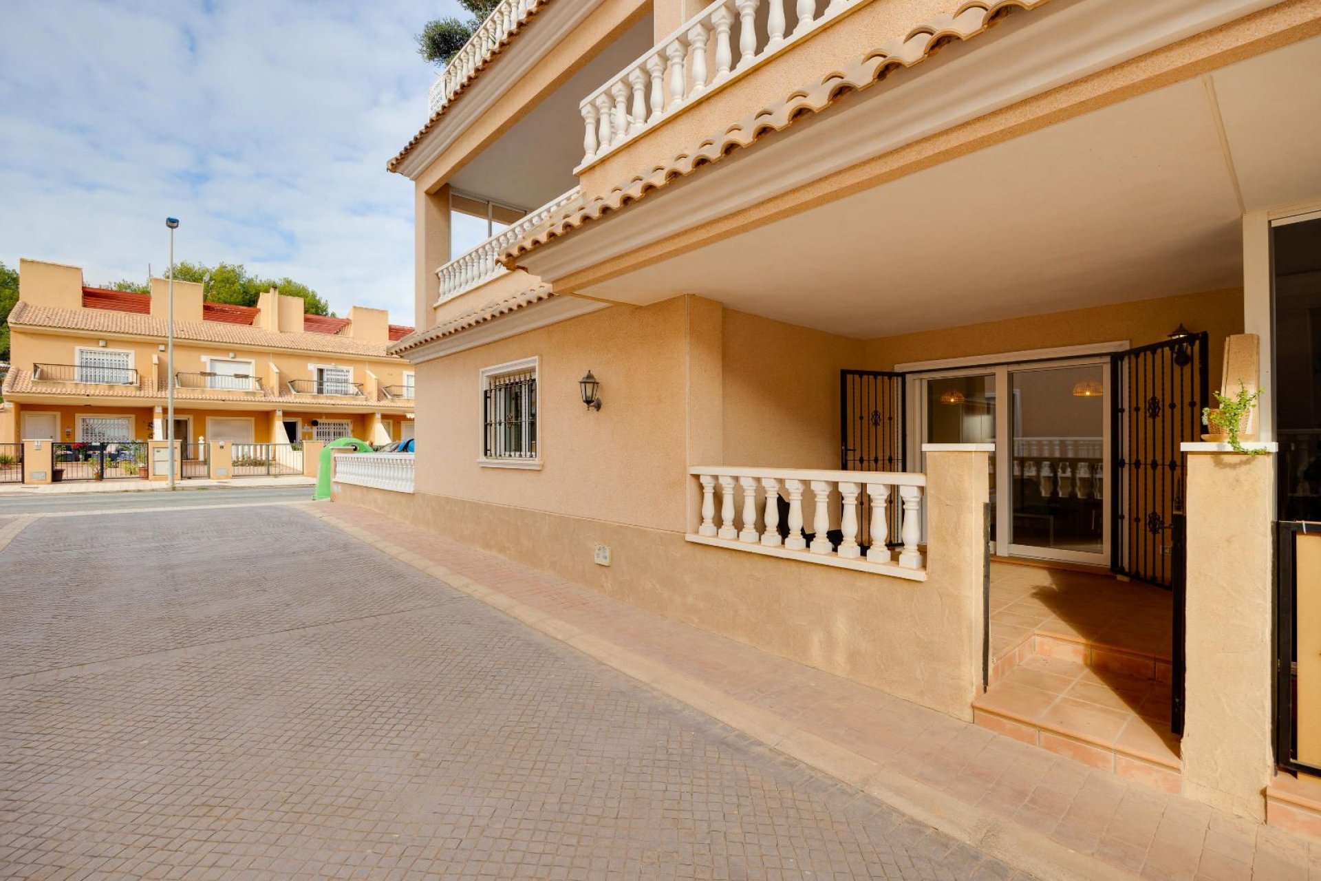 Resale - Bungalows Planta Baja -
Orihuela-Costa - Los dolses