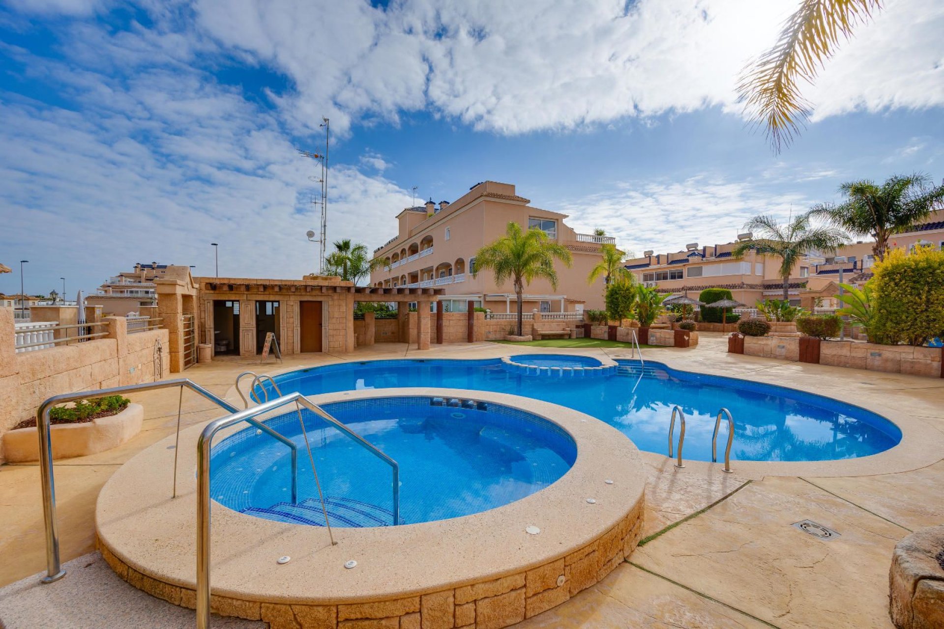 Resale - Bungalows Planta Baja -
Orihuela-Costa - Los dolses