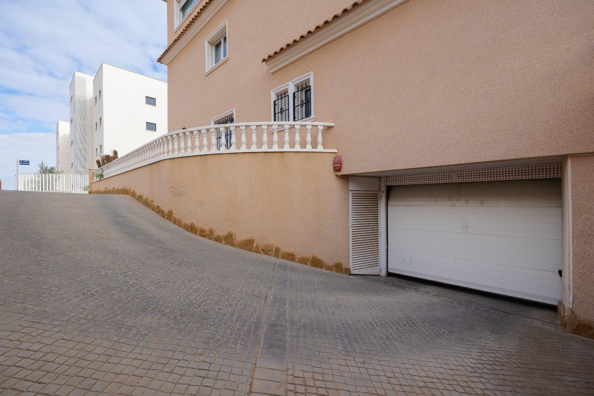 Resale - Bungalows Planta Baja -
Orihuela Costa - Los Dolses