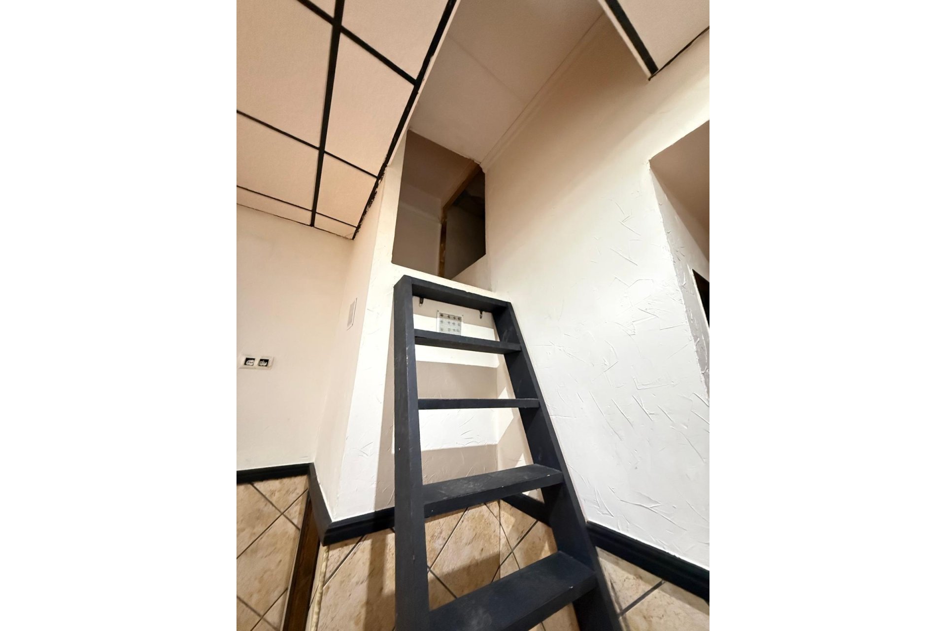 Resale - Commercial -
Torrevieja - Estacion de autobuses