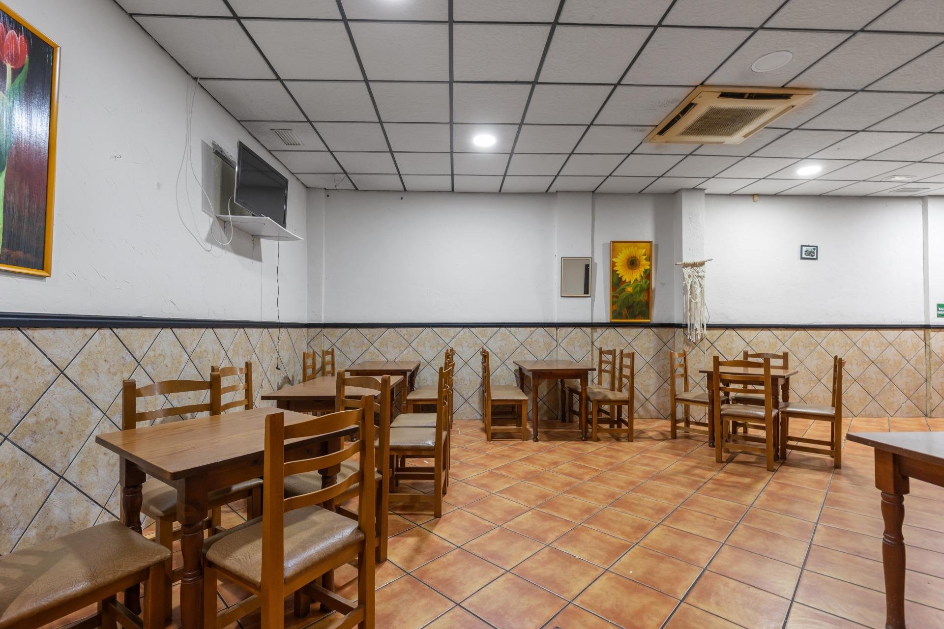 Resale - Commercial -
Torrevieja - Estacion de autobuses